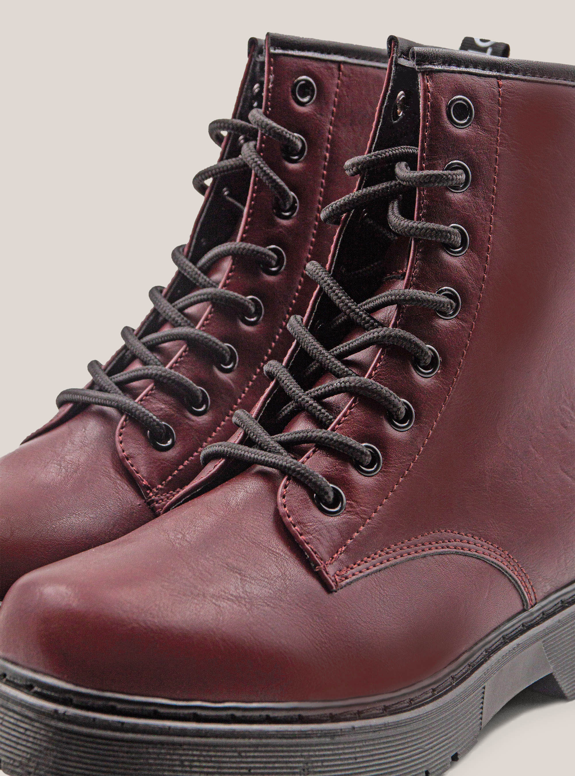 Solid-coloured leather effect amphibian, BORDEAUX