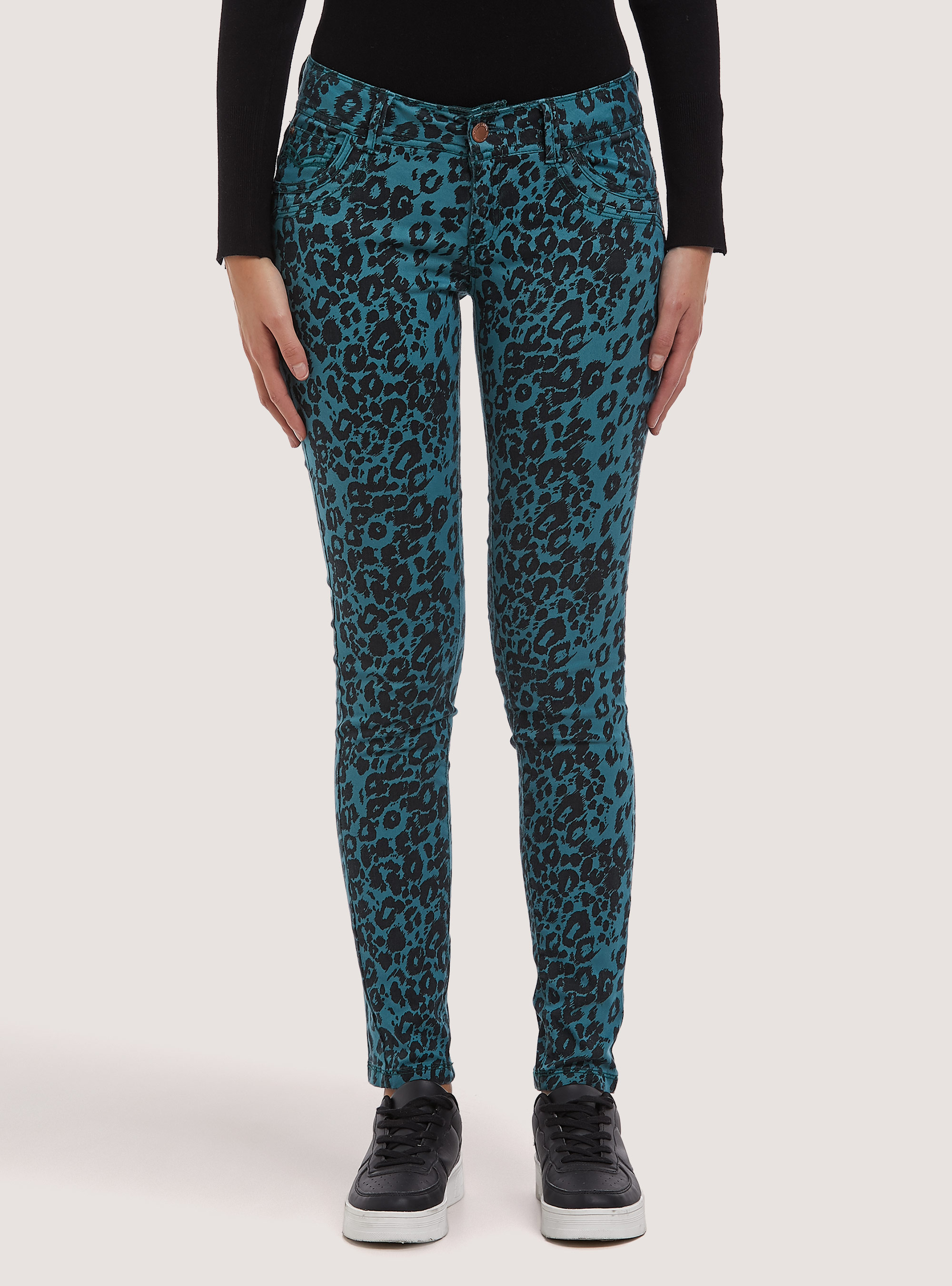 Pantaloni stampati effetto laminato, C641 GREEN