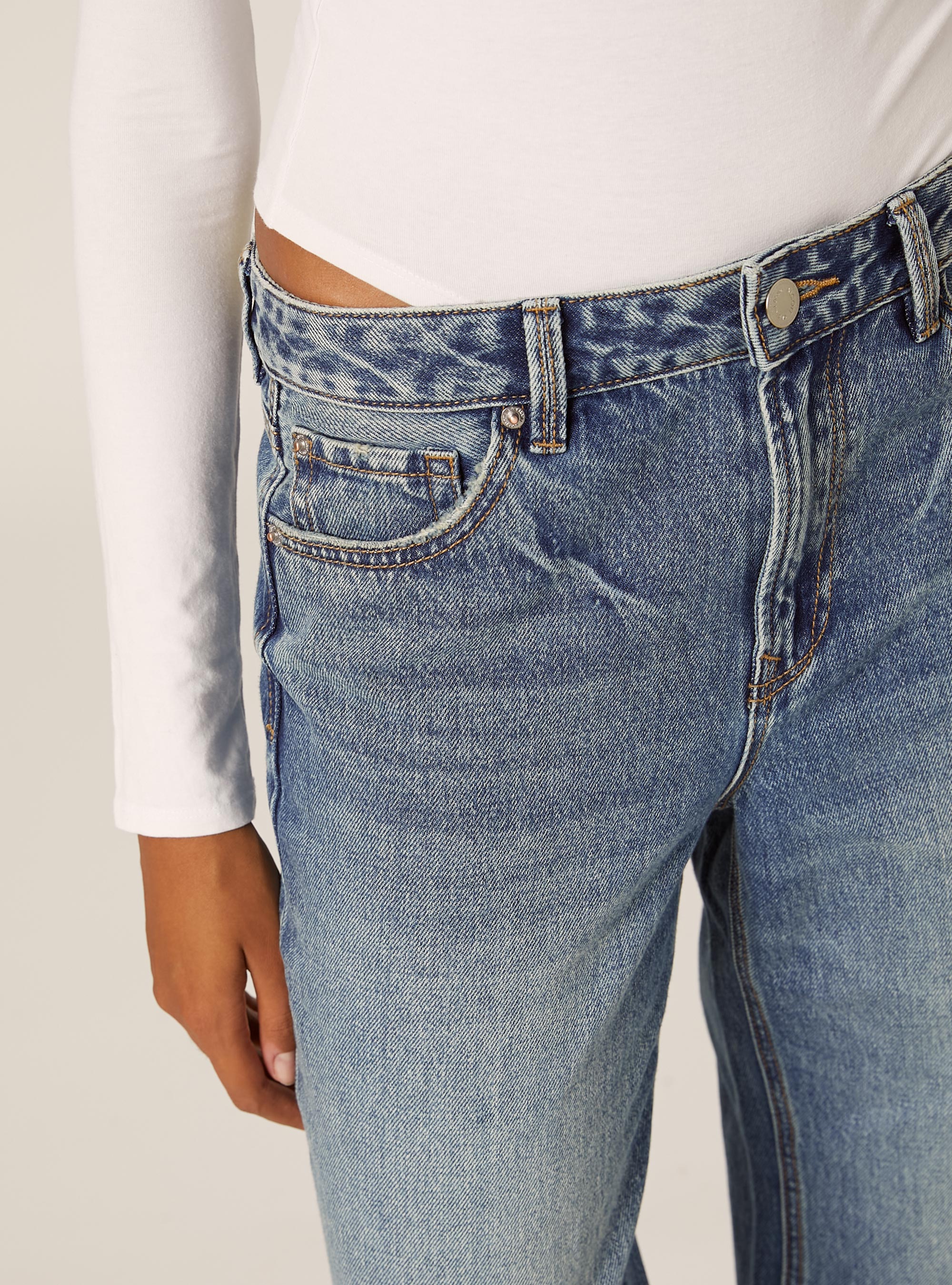 Jeans straight fit, D002 MEDIUM DARK BLUE