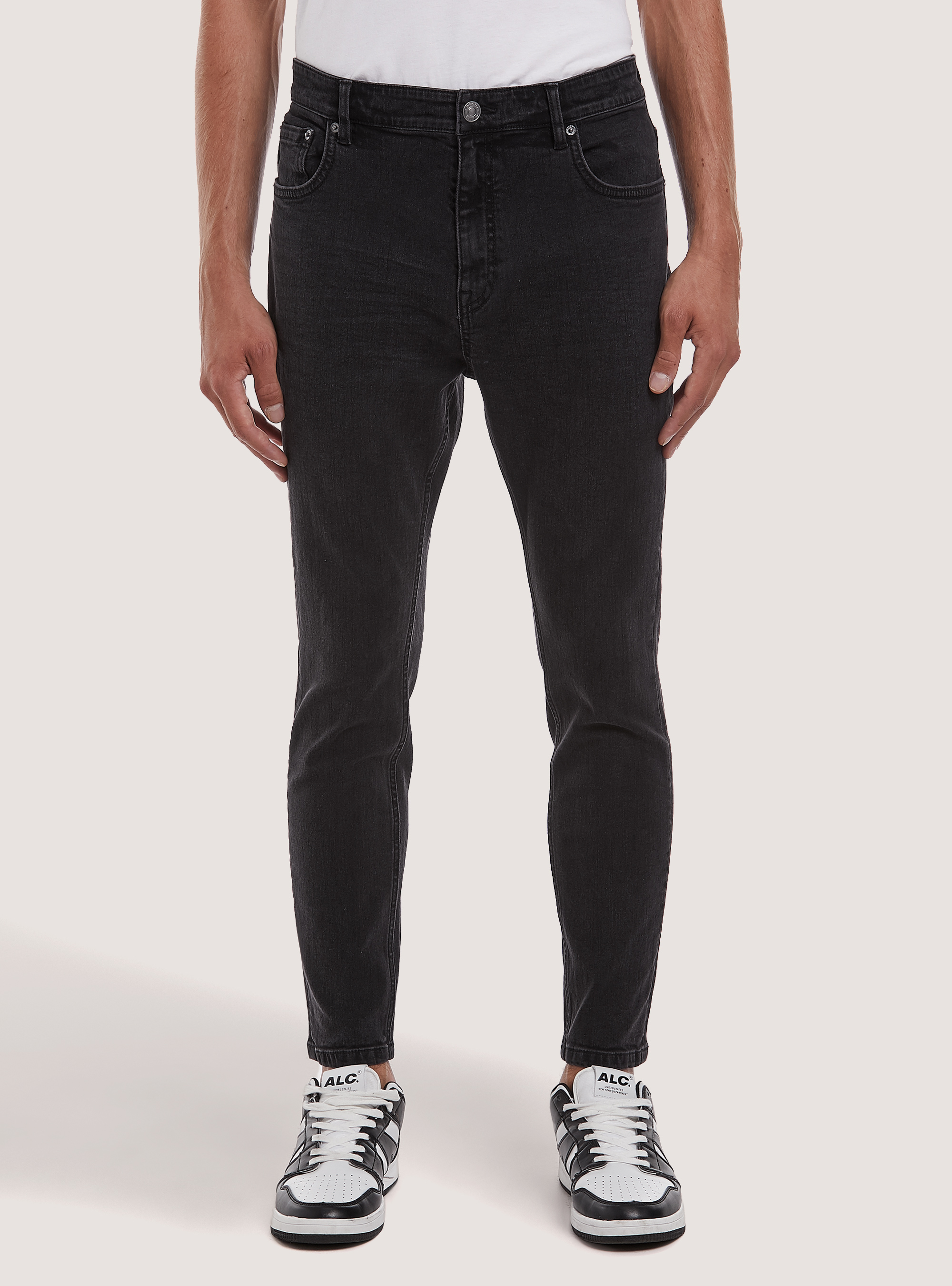 Stretch denim carrot fit jeans, D000 BLACK