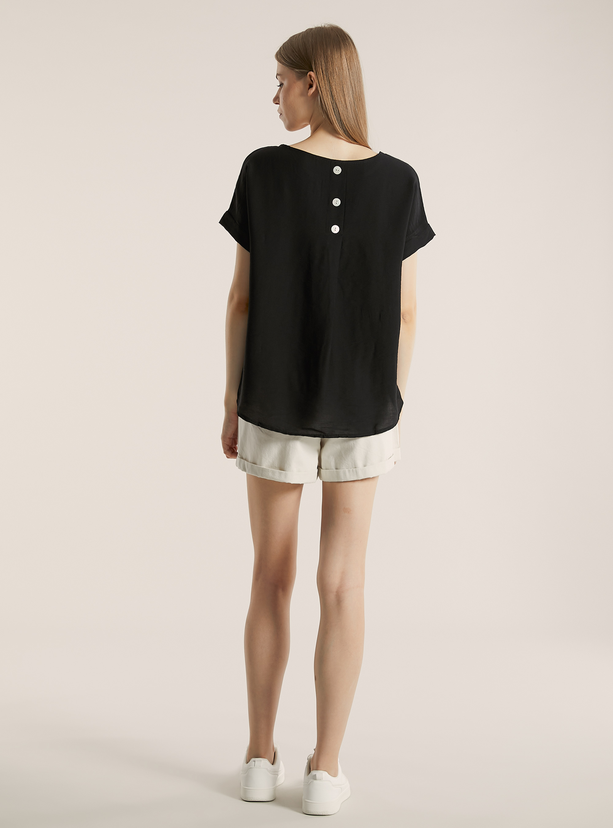 Blusa in cannet&eacute; in tinta unita, BK1 BLACK