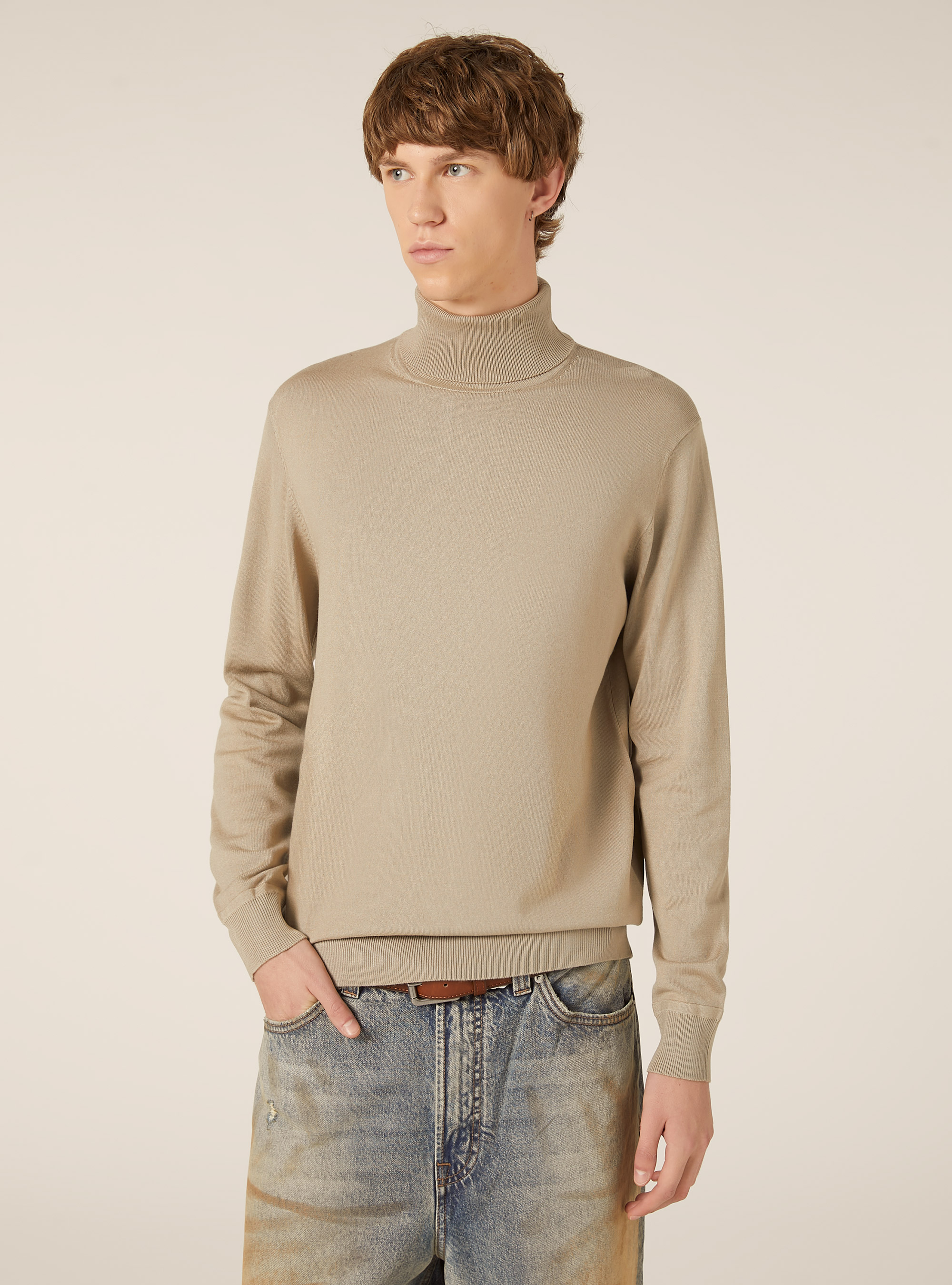 Jersey de cuello alto en viscosa suave, BG2 BEIGE MEDIUM