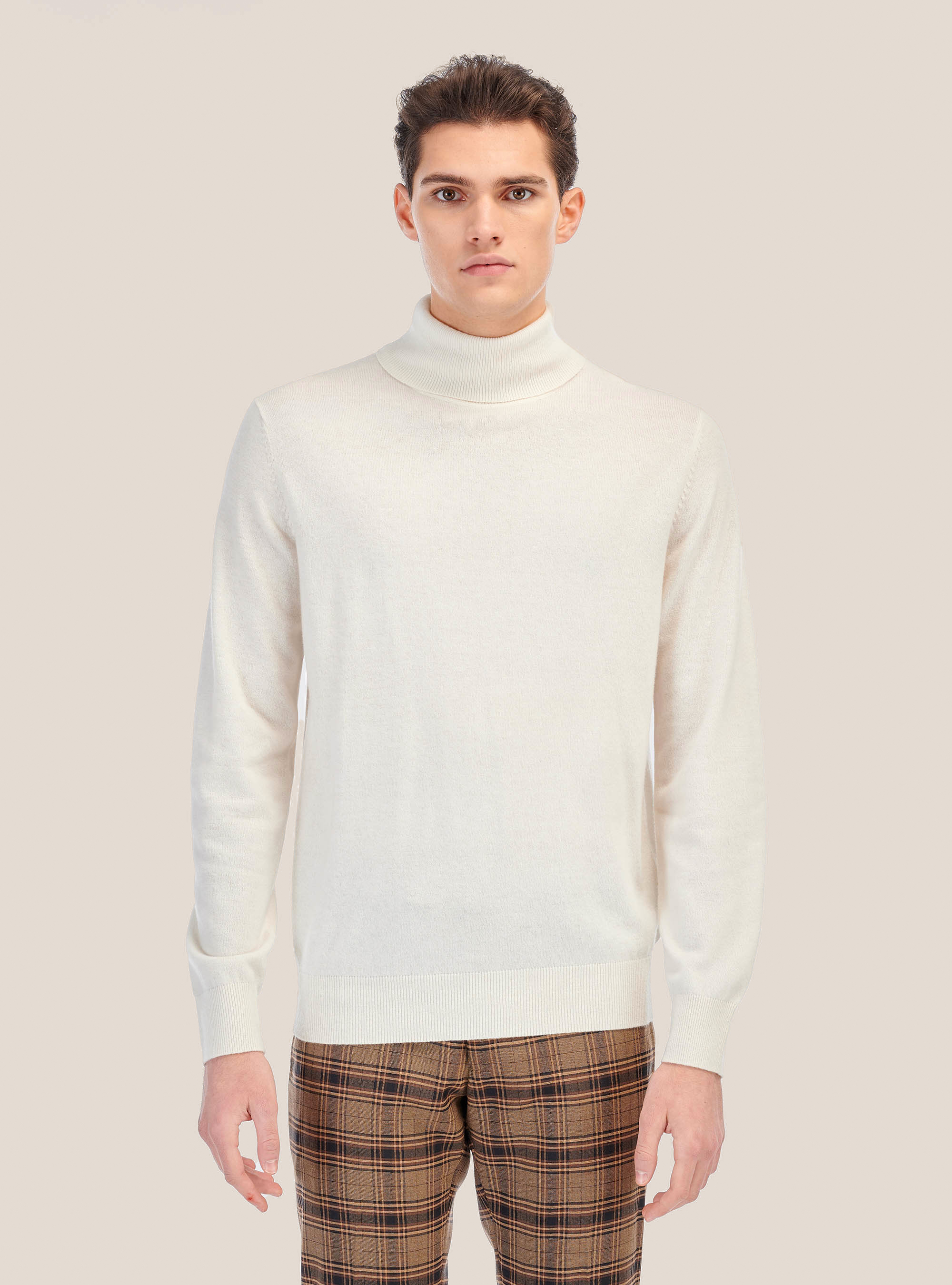 Rollkragenpullover mit Rippstrickabschluss, C085 WHITE