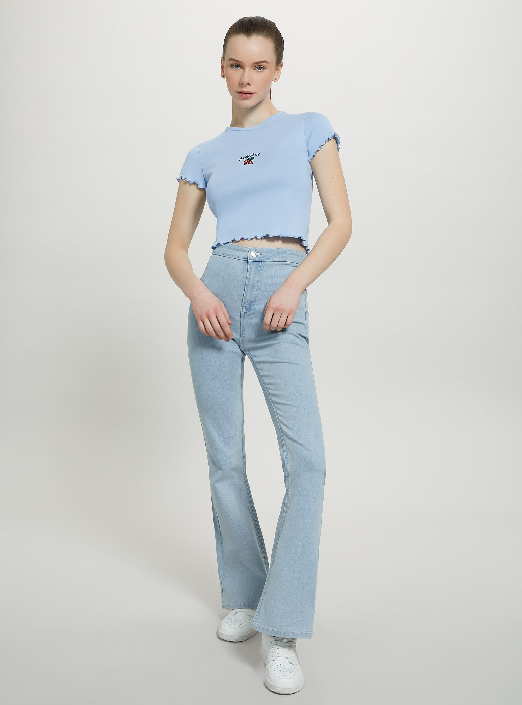 Cotton T-shirt with embroidery, C2285 AZZURRO