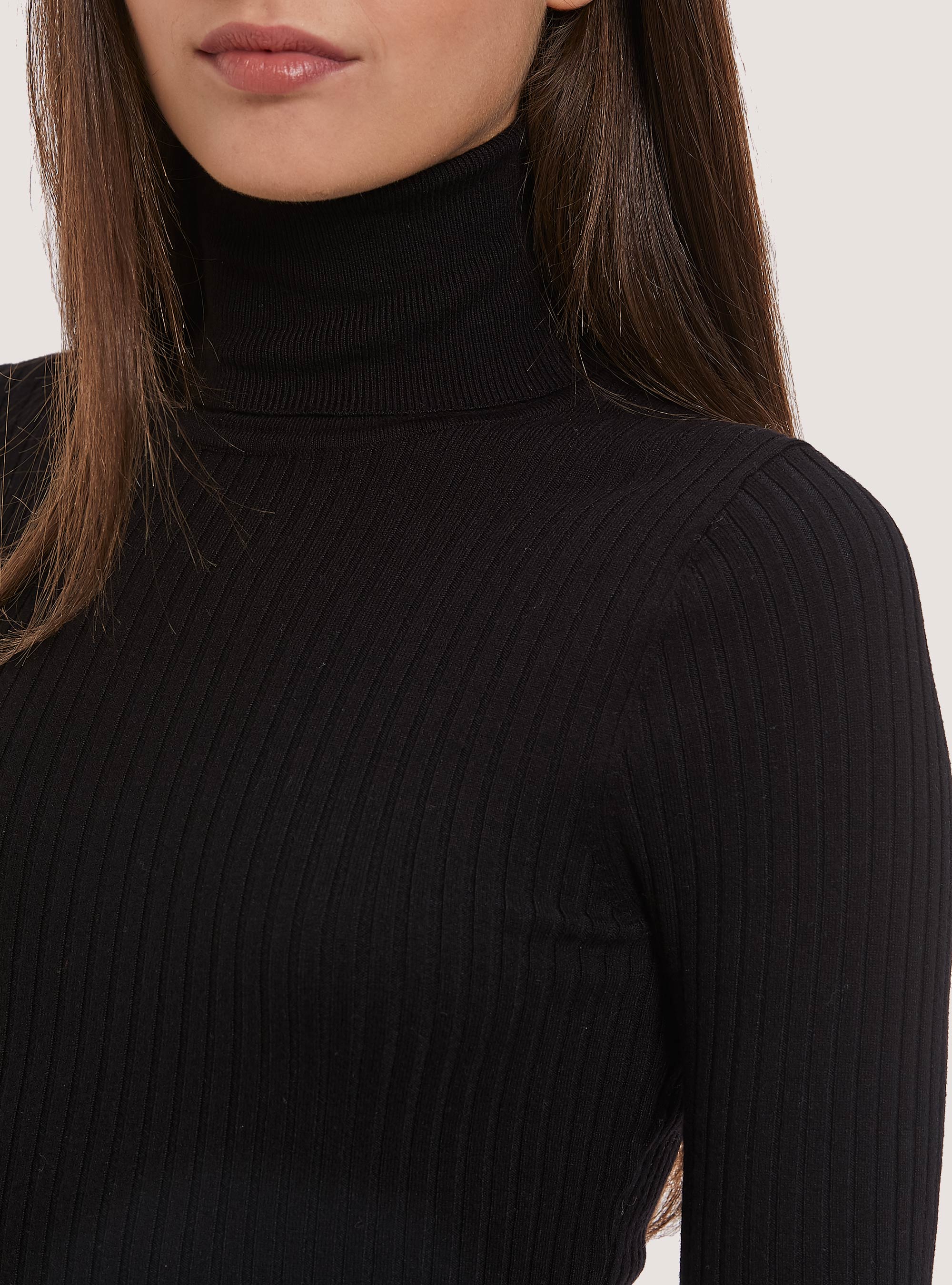 Pullover cropped a collo alto a coste, BK1 BLACK