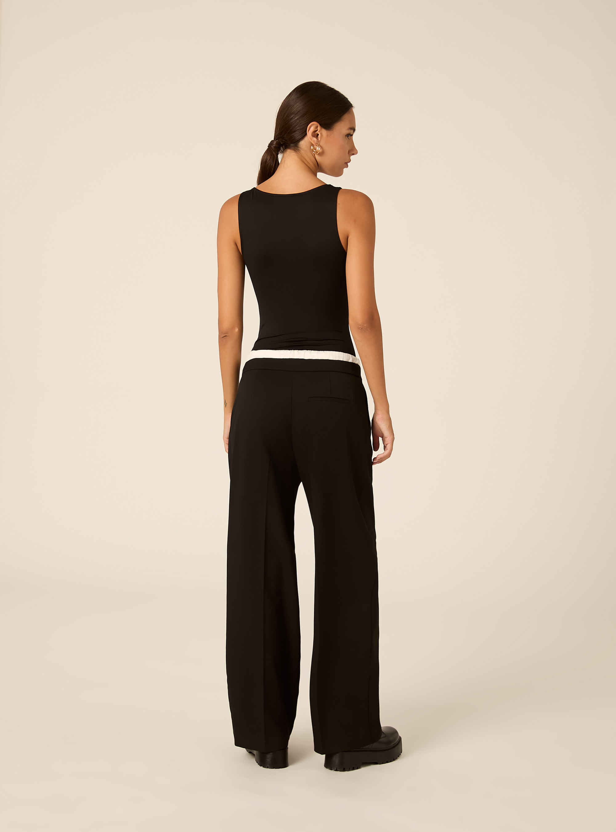 Sleeveless stretch fabric bodysuit with v neck, BK1 BLACK