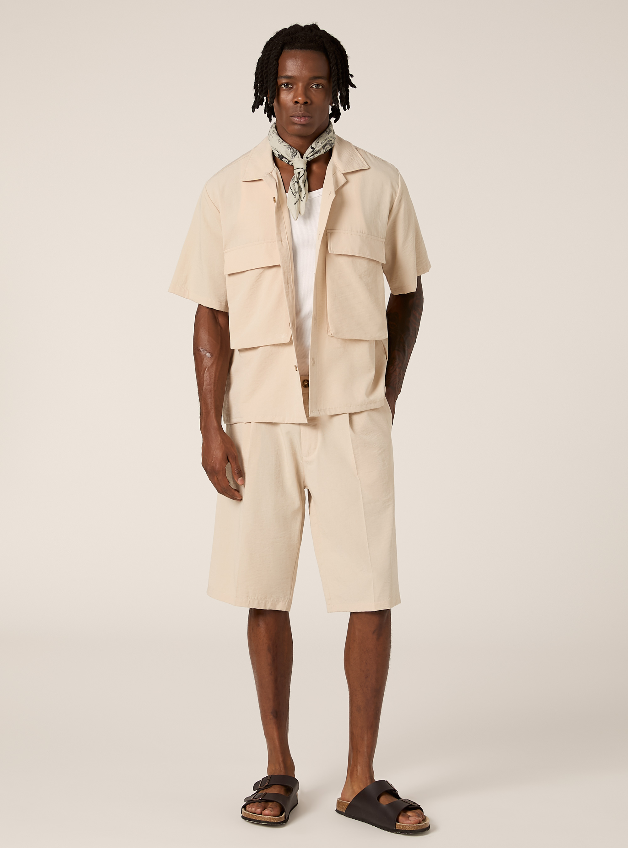 Bermuda leggeri con pinces, BEIGE MEDIO