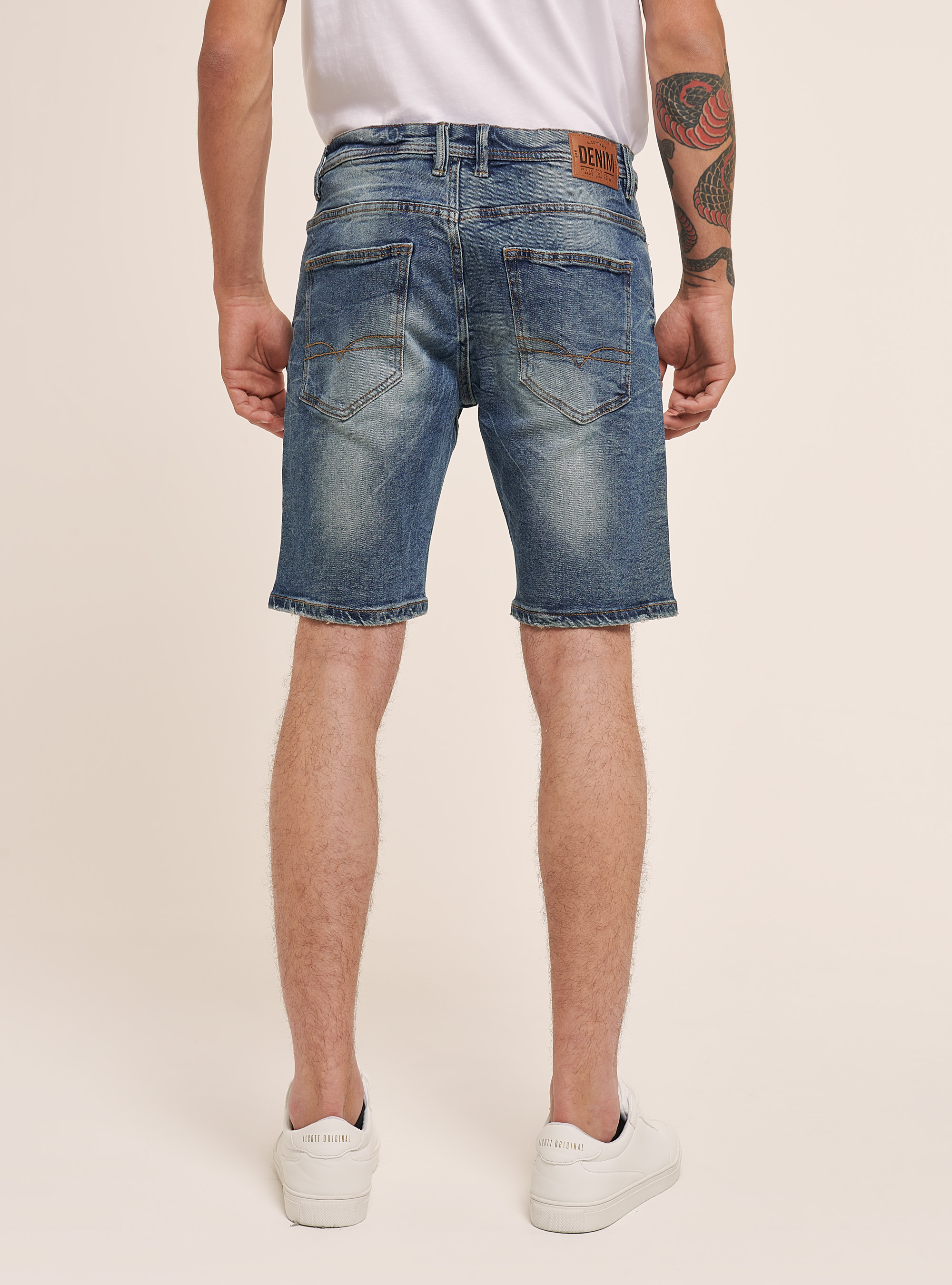 Bermudas slim fit en denim el&aacute;stico, AZUL