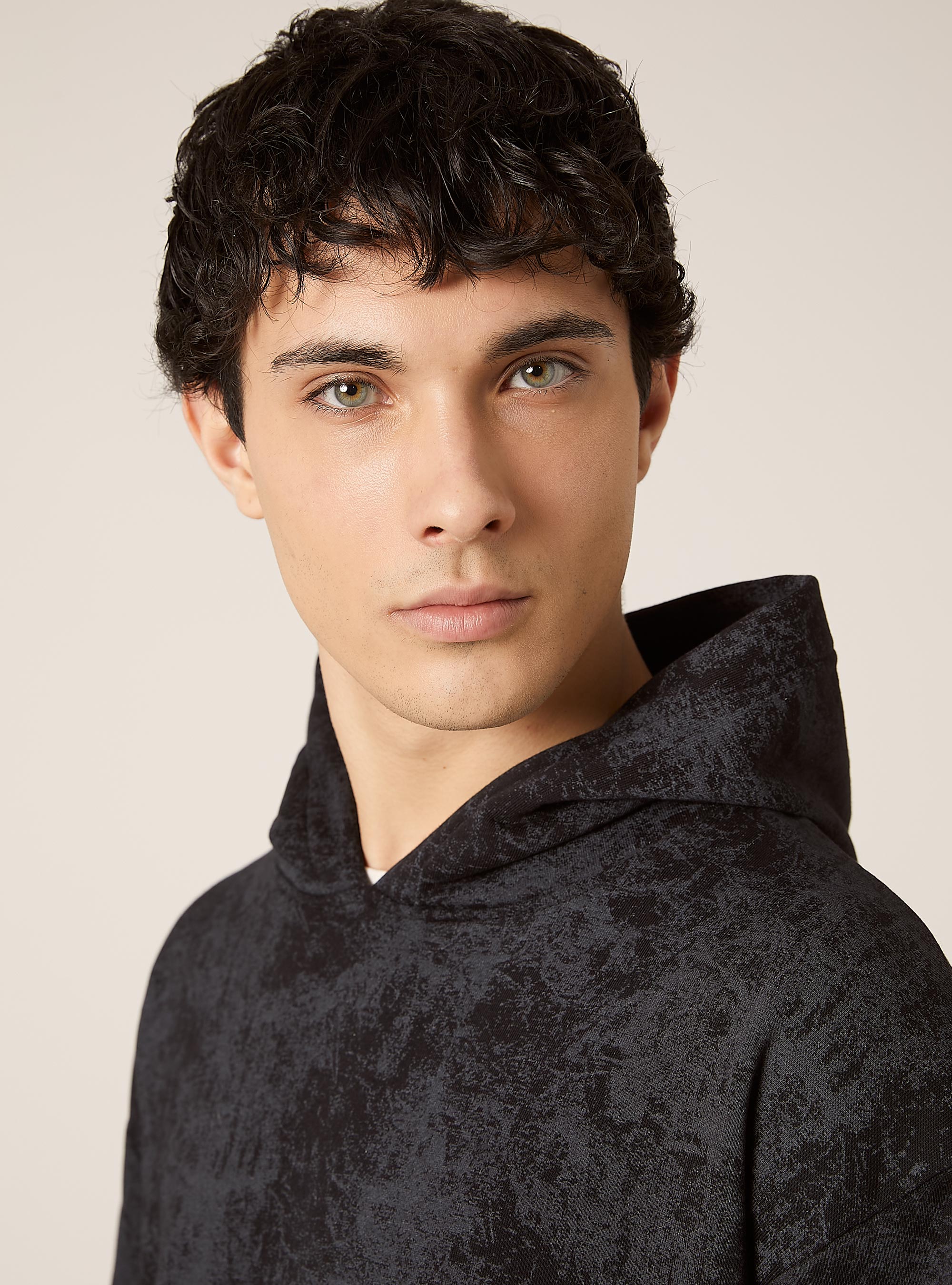 Sudadera boxy fit jaspeada, BK1 BLACK