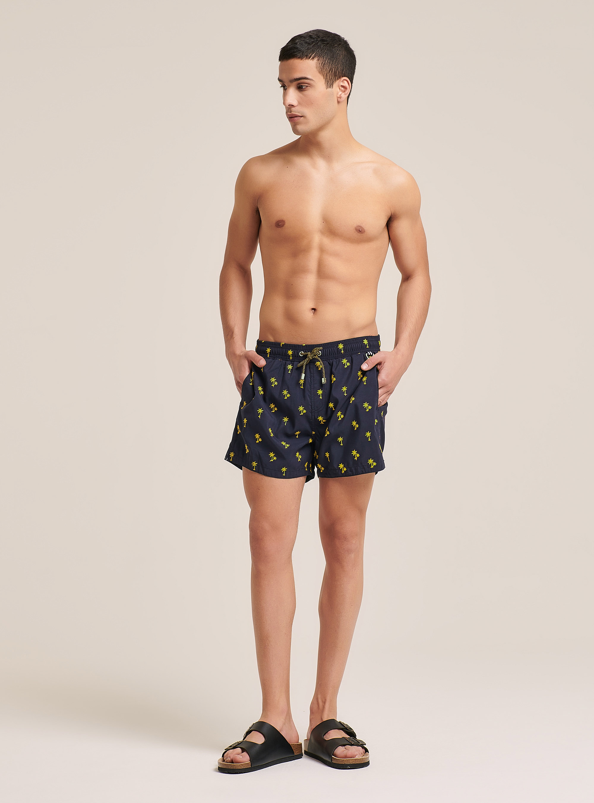 Traje de bano de color s&oacute;lido con bordado, PALME