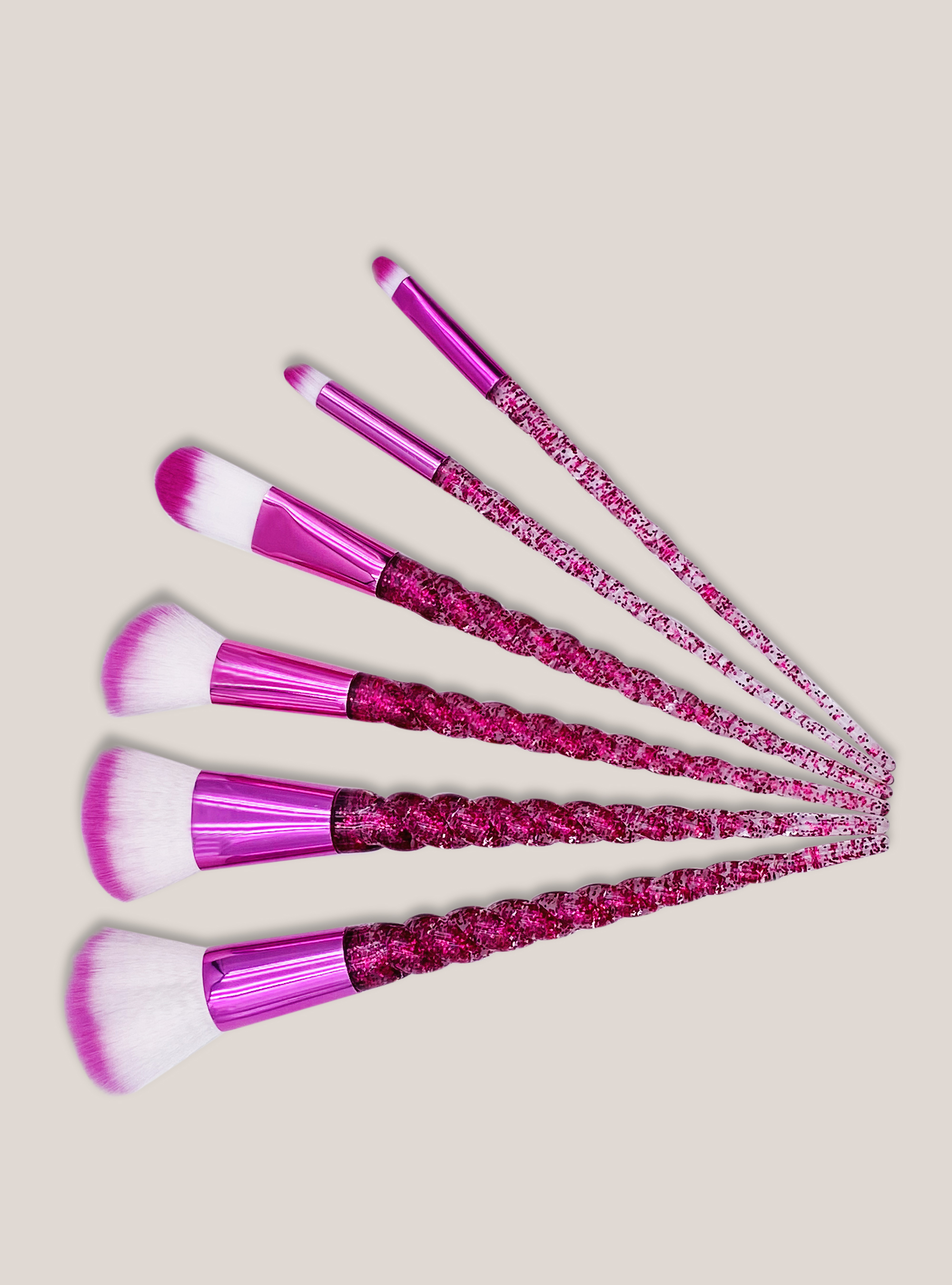 Lot 7 pinceaux à paillettes, C4435 FUXIA