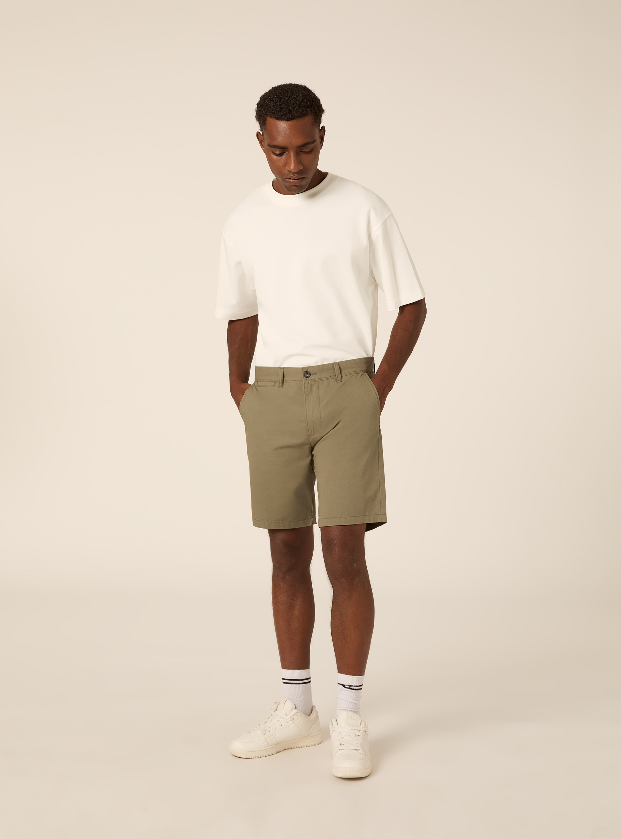 Bermudas de sarga de ajuste liso, KY1 KAKY DARK