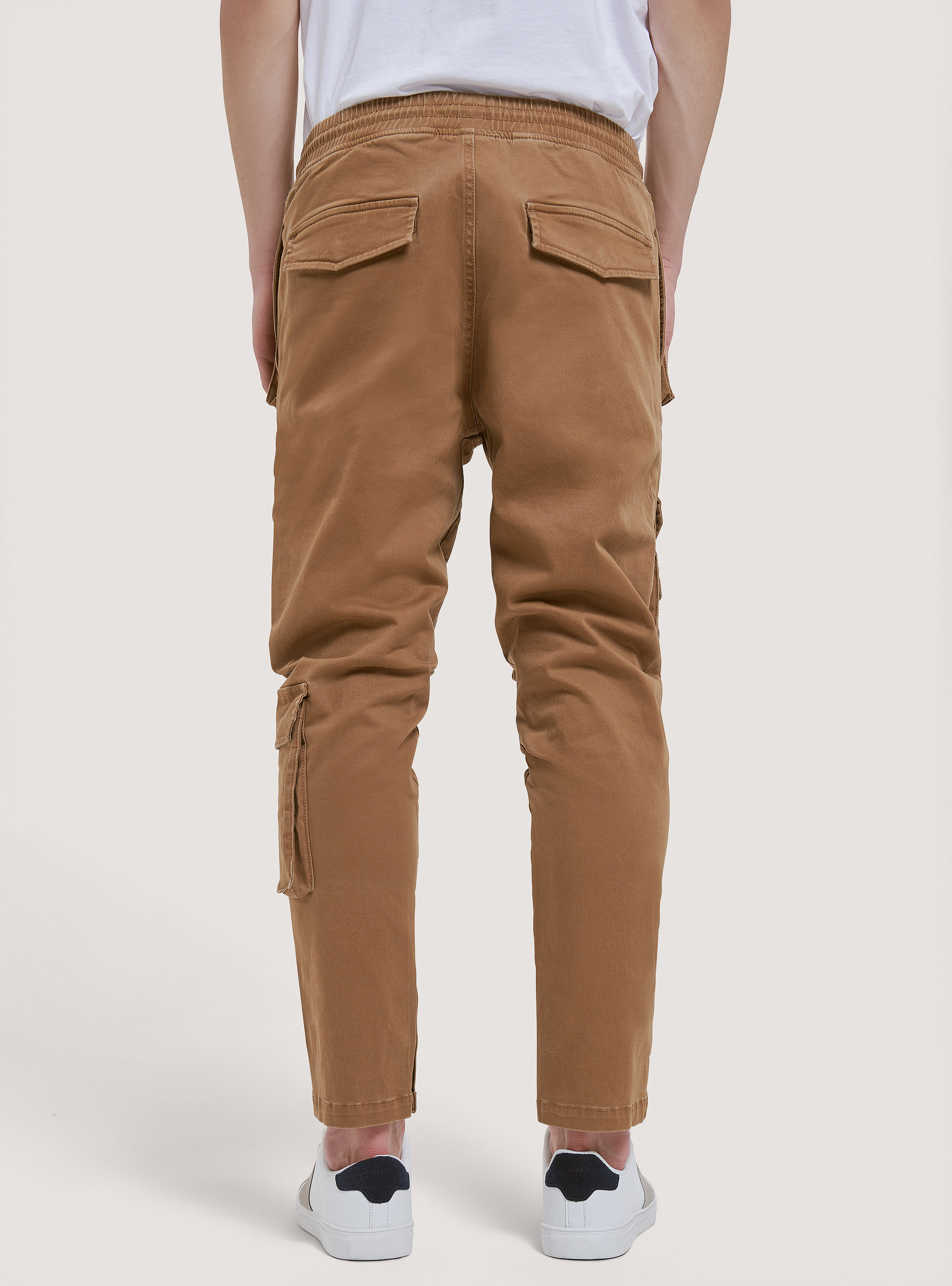 Pantalones con cordón en sarga elástica, C5603 TOBACCO