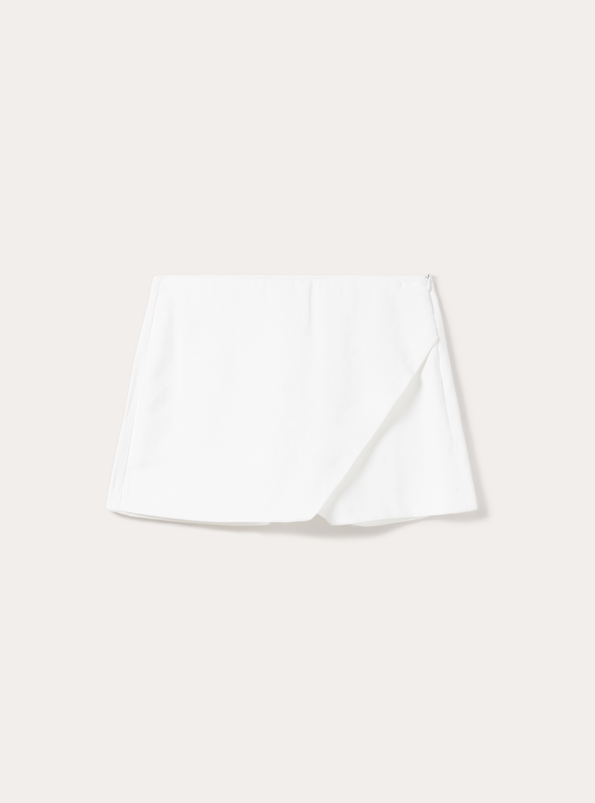 Soft touch skort with asymmetrical cut, WH2 WHITE