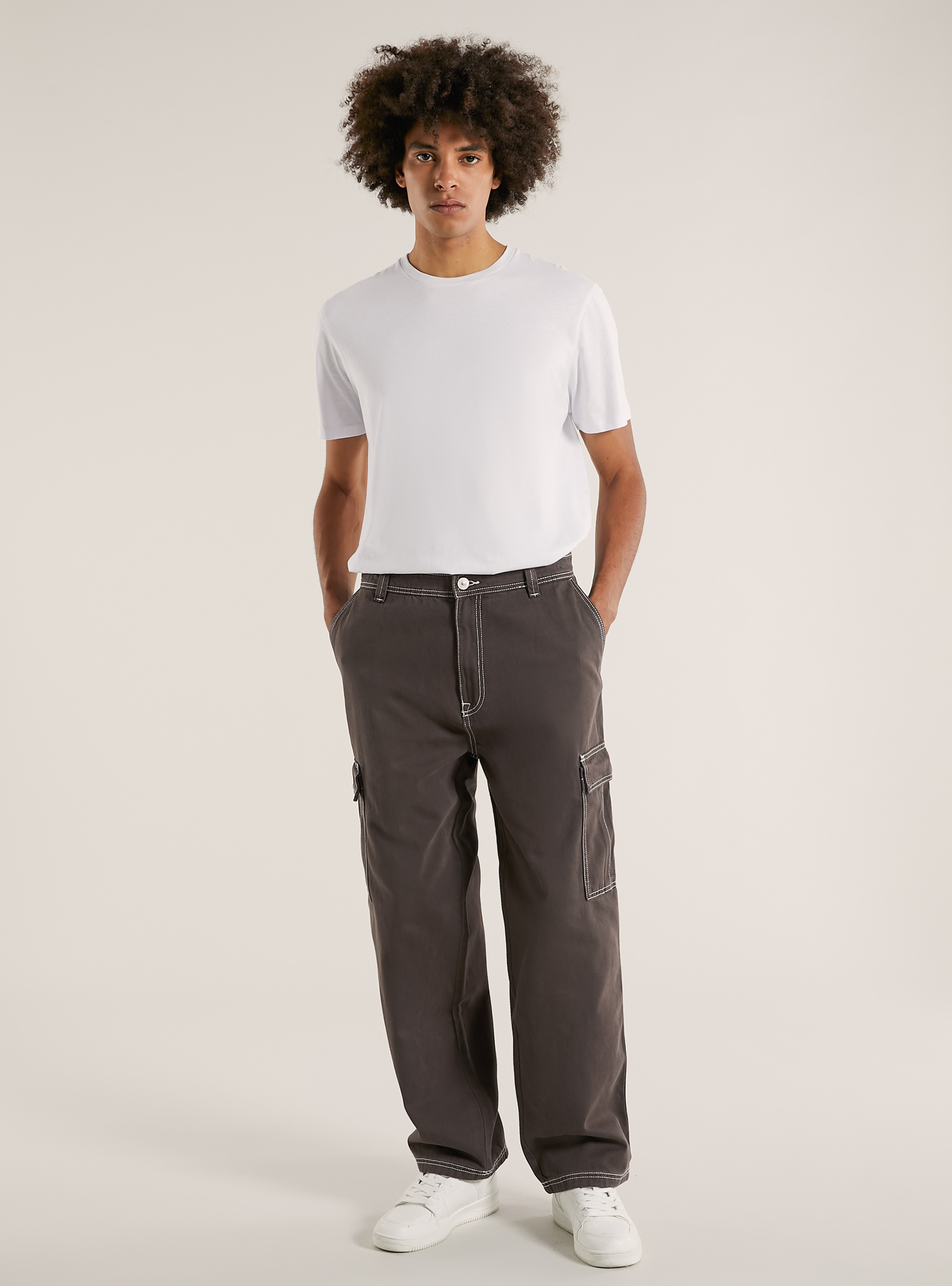 Cargo trousers with contrast stitching, BR2 BROWN MEDIUM