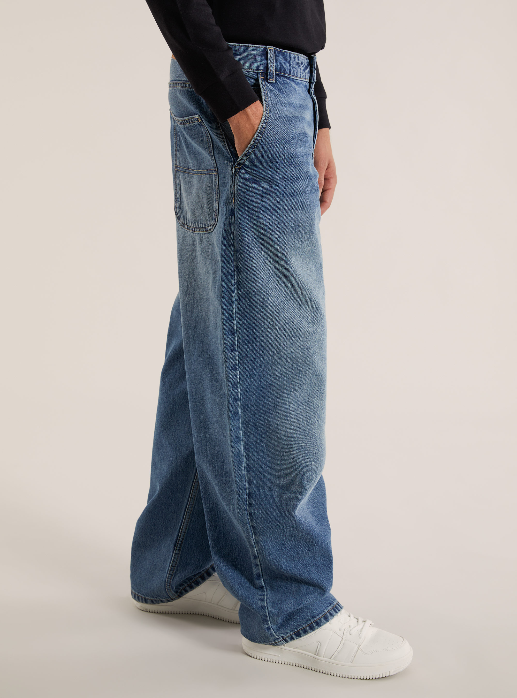 Jean patine de coupe ample, D004 MEDIUM LIGHT BLUE