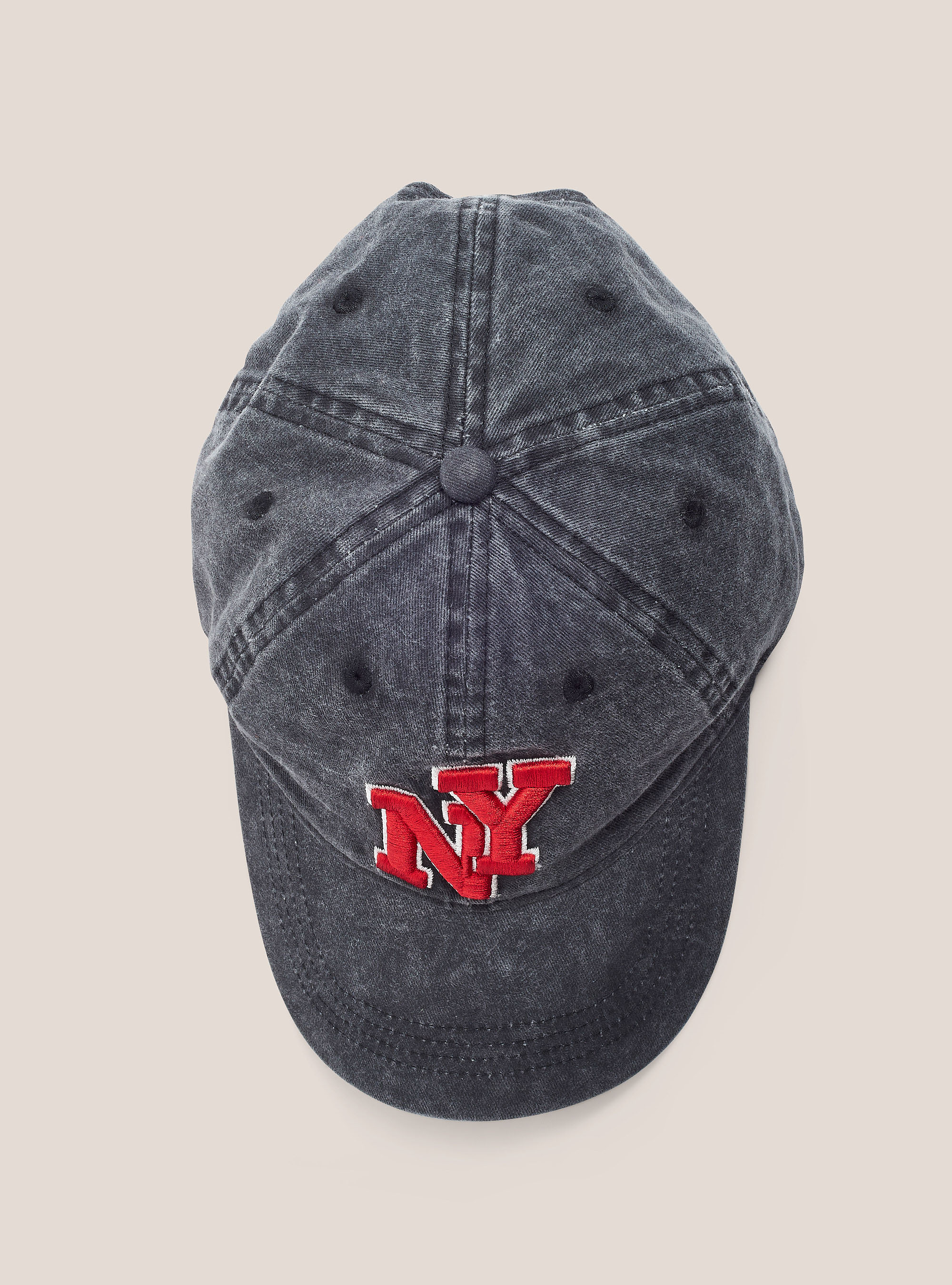 Hat with patch, BLACK