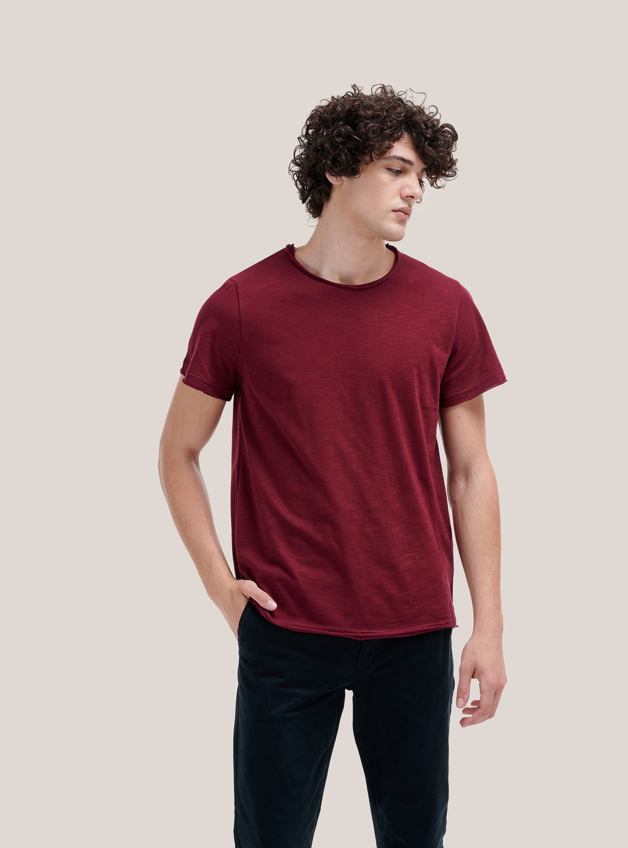 T-shirt in combed cotton, C322 BORDEAUX