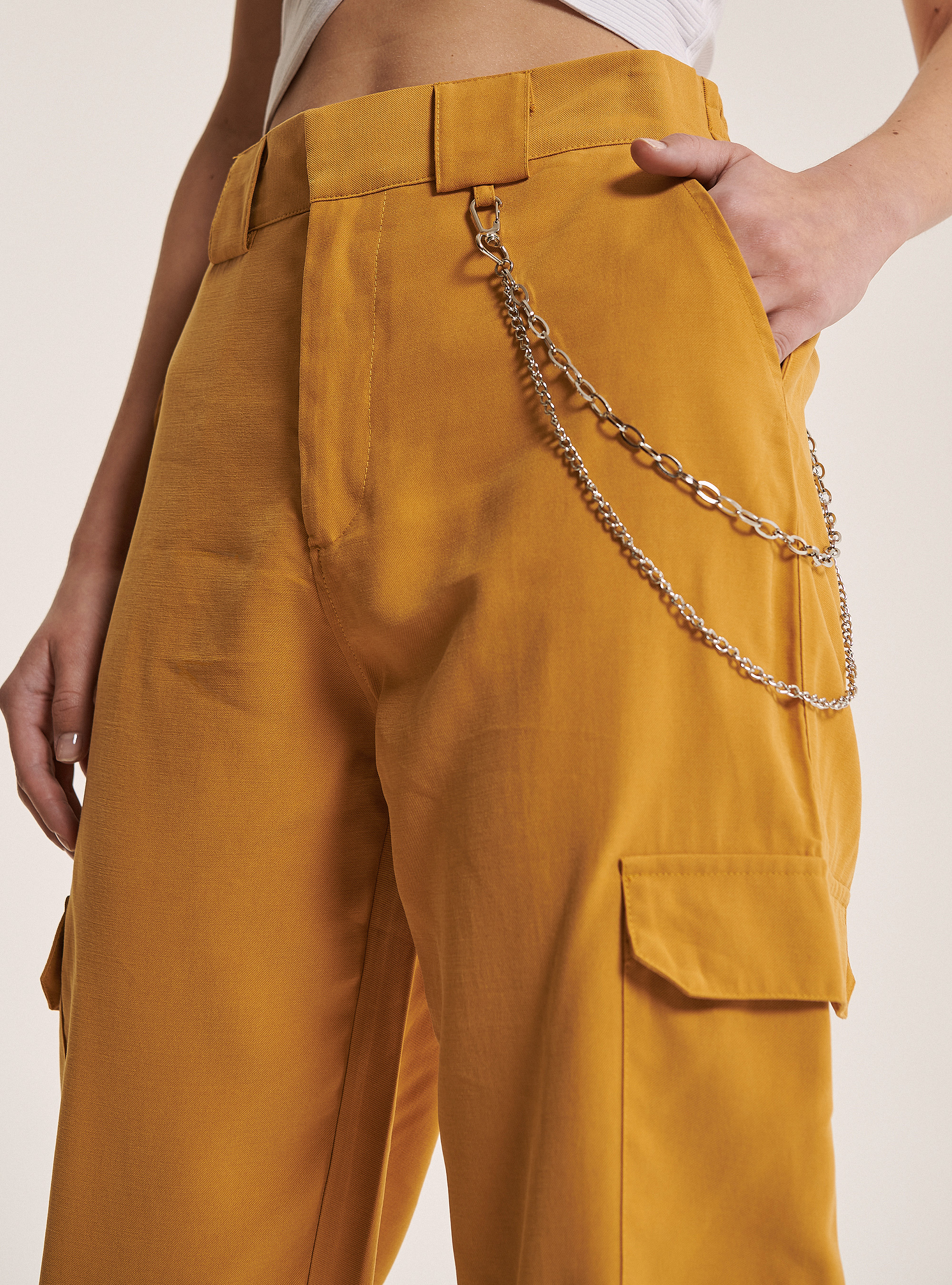 Comfort fit trousers with maxi pockets and chains, C7719 SENAPE