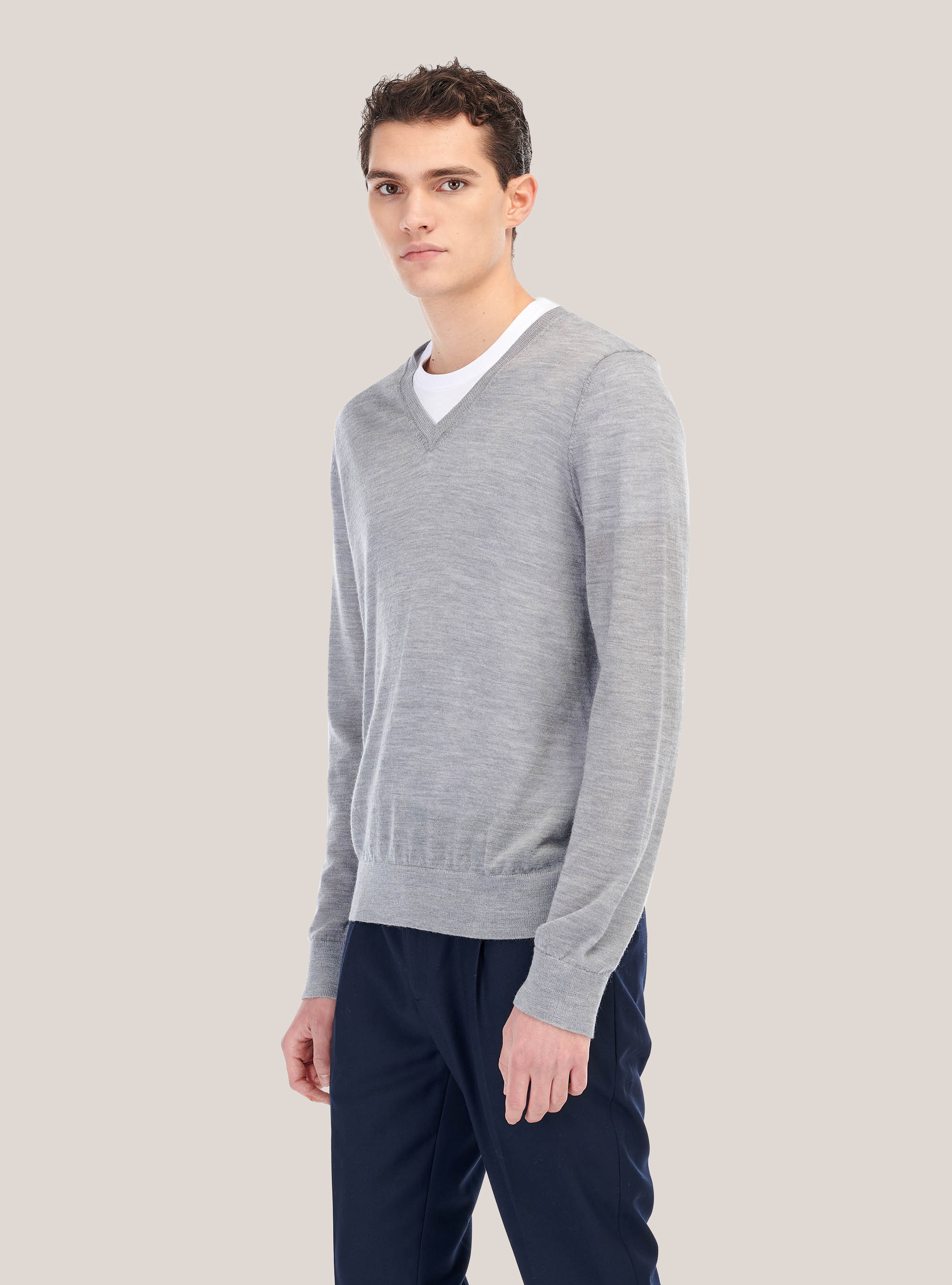Jersey con cuello pico de lana de merino, GRIS MELANGE