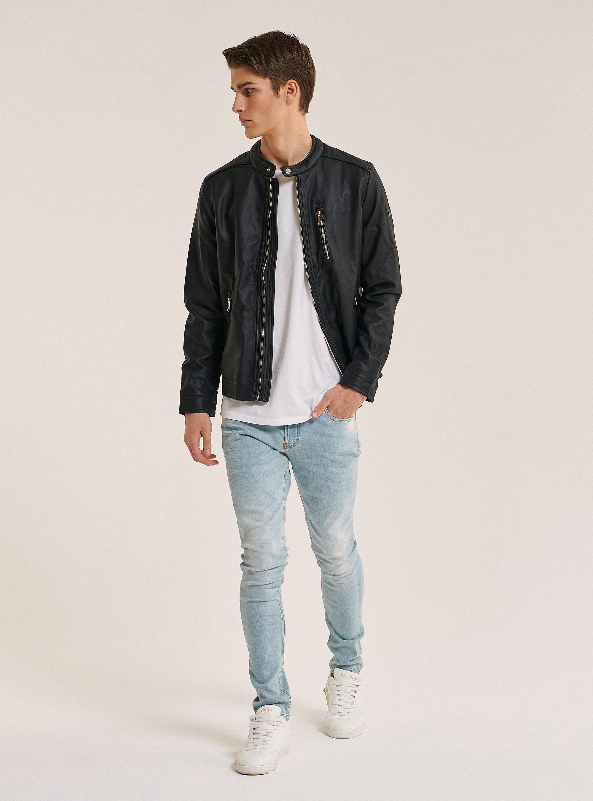 Chaqueta con cremallera efecto piel, NEGRO