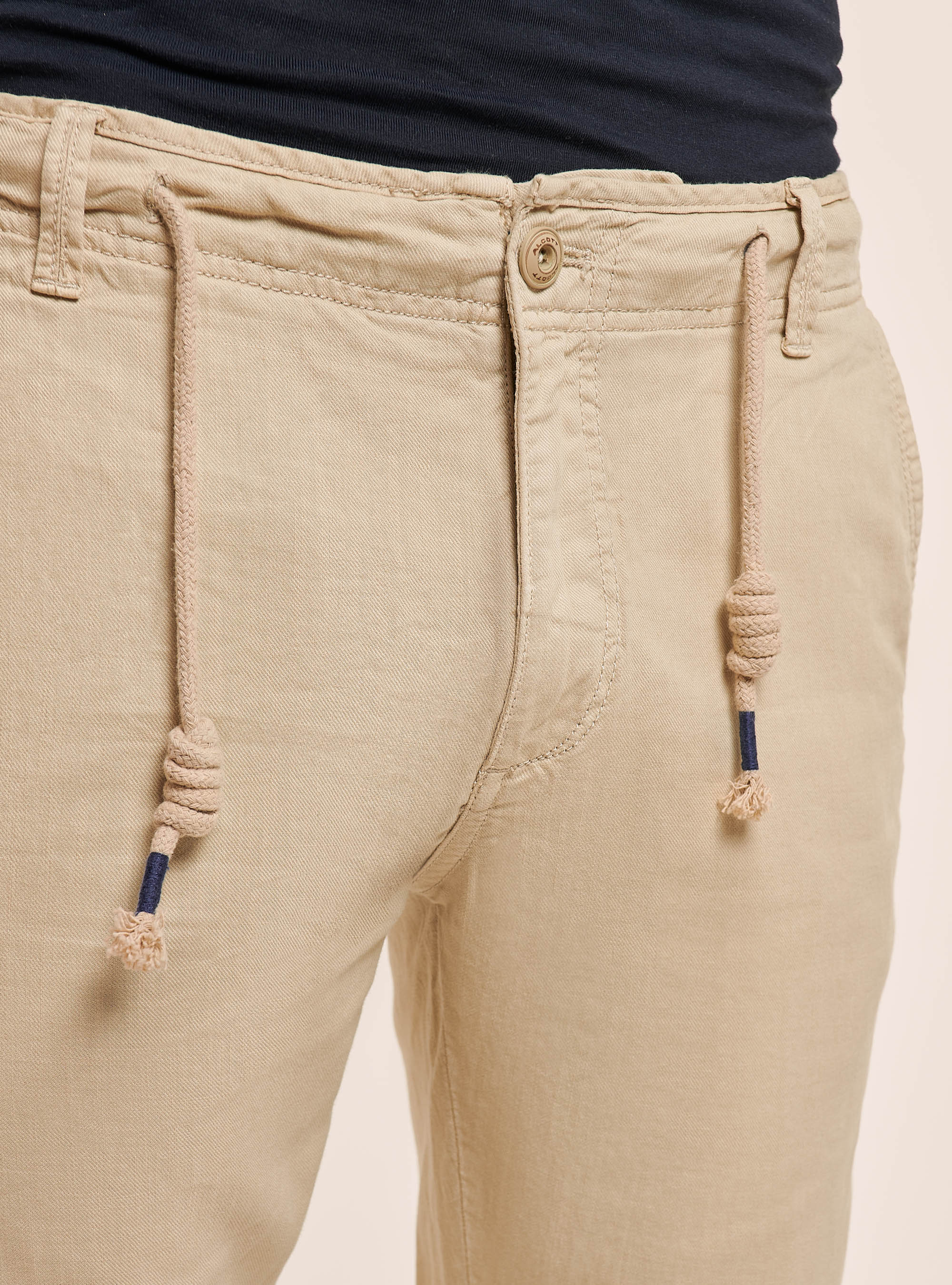 Chino en lin m&eacute;lang&eacute; avec cordon de serrage &agrave; la taille, C5558 BEIGE