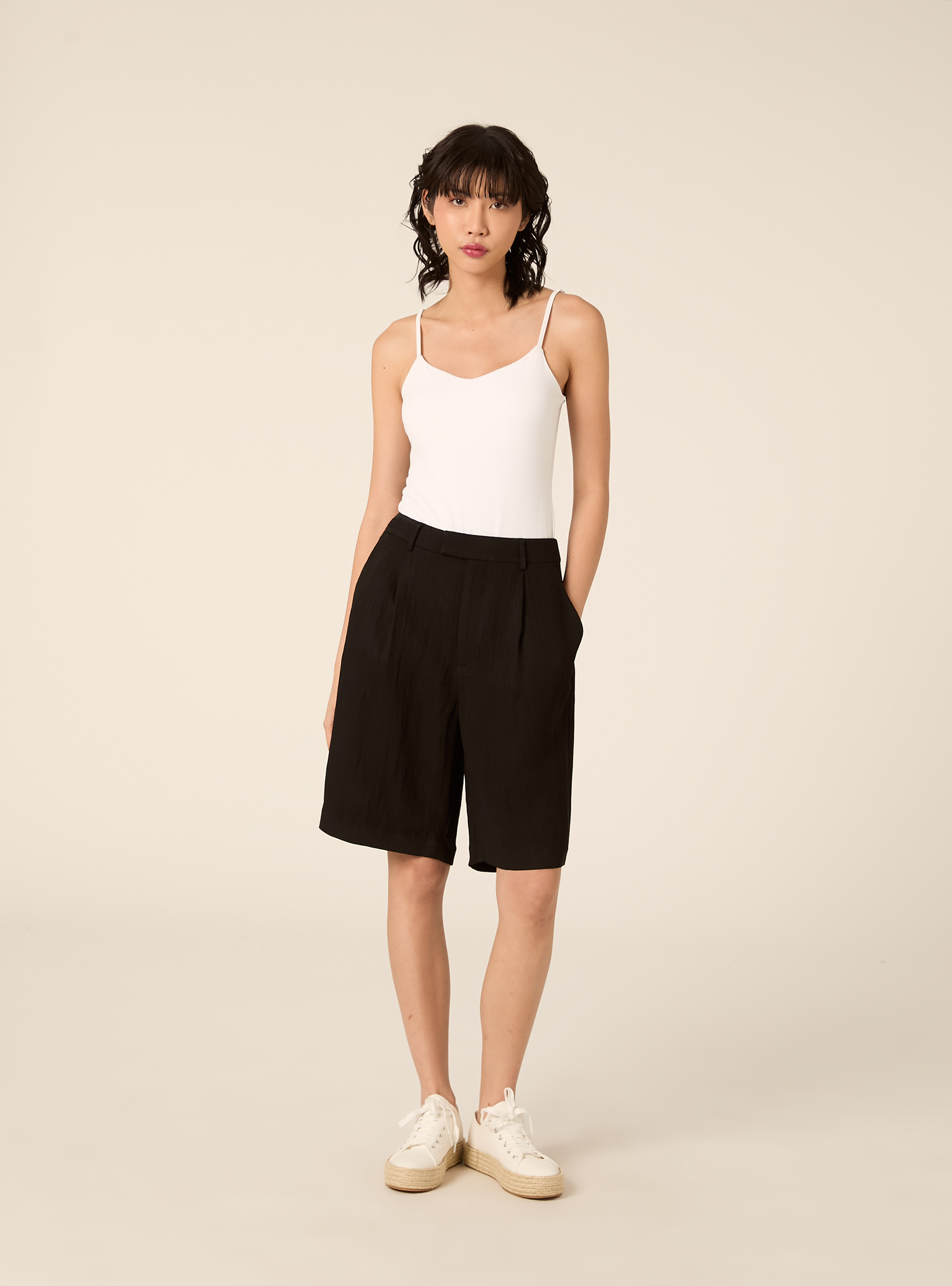 Bermuda tailoring con pence testurizzati, BK1 BLACK