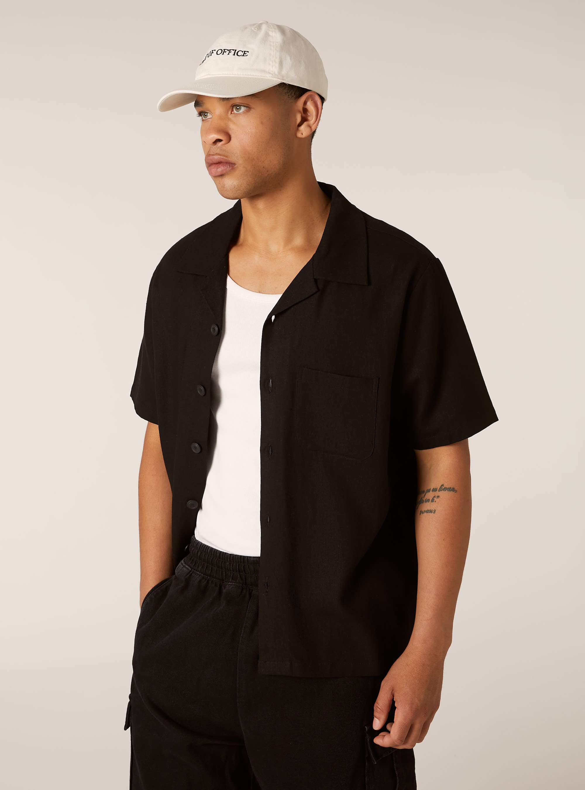 Linen blend shirt with breast pocket, BK1 BLACK