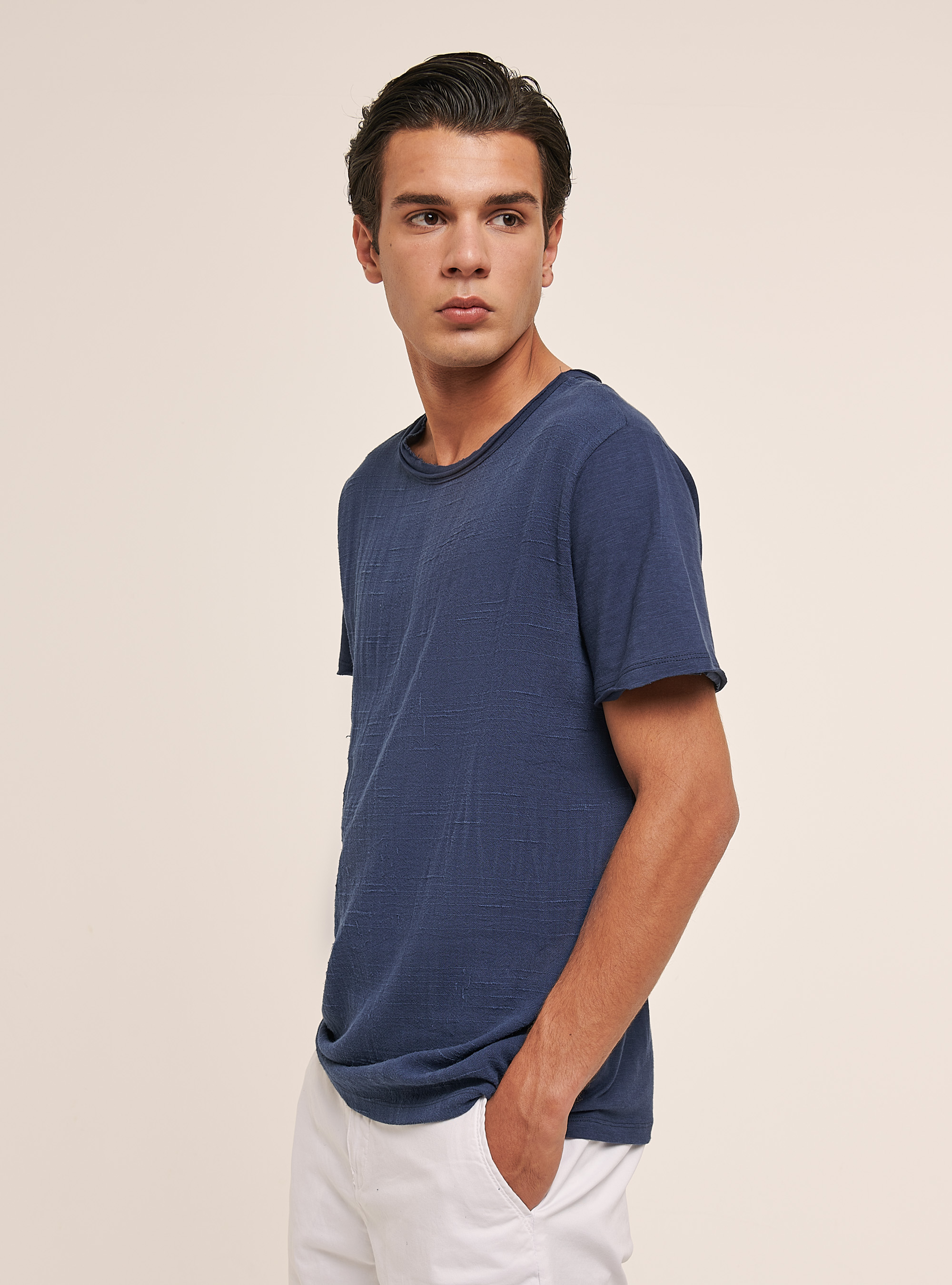 Linen-blend T-shirt in slub fabric, C214 BLUE NAVY