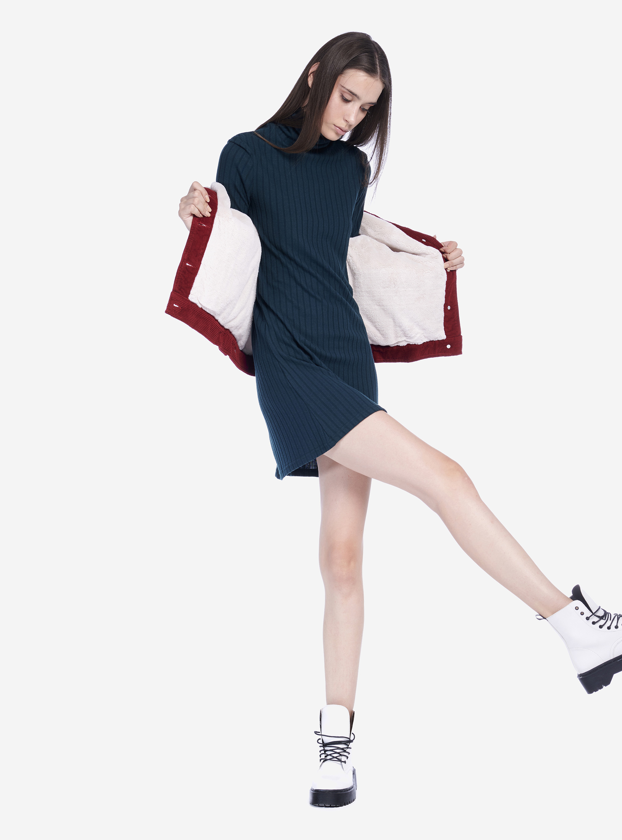 SHORT DRESS WITH HIGH RIBBED COLLAR, GREEN