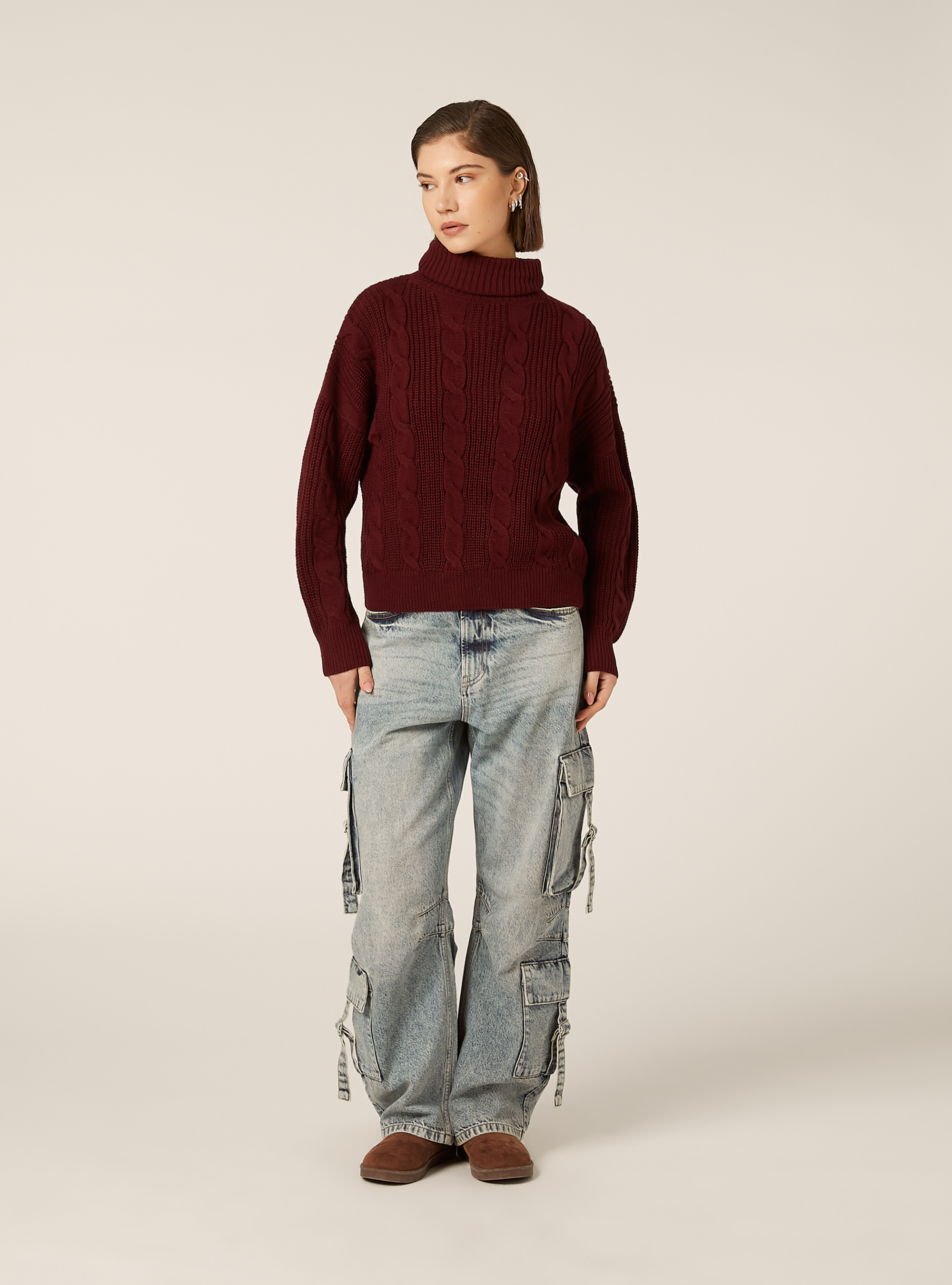 High-neck pullover with cable knit, BO2 BORDEAUX MEDIUM