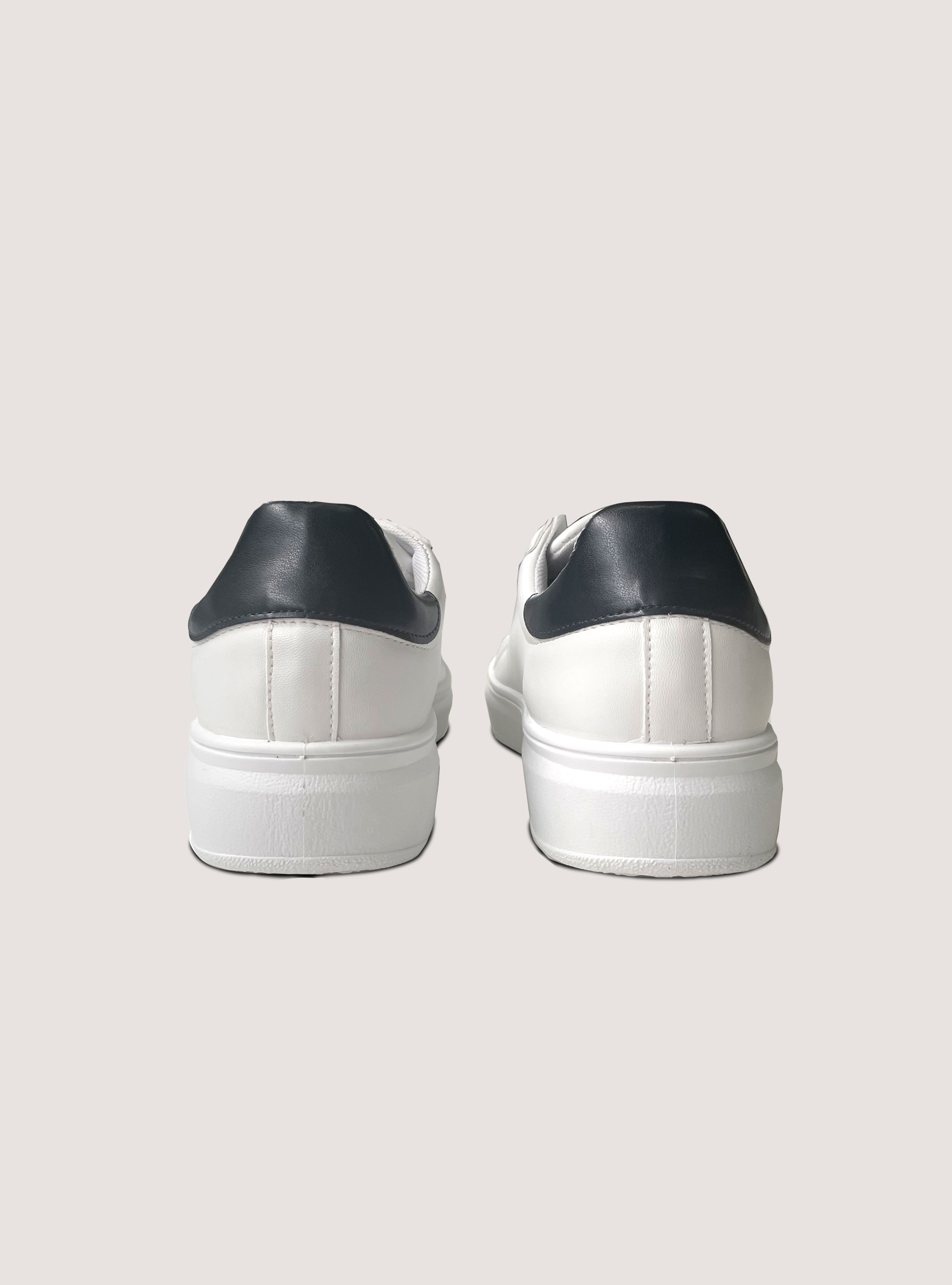 Trainers with double laces, WH1 OFF WHITE