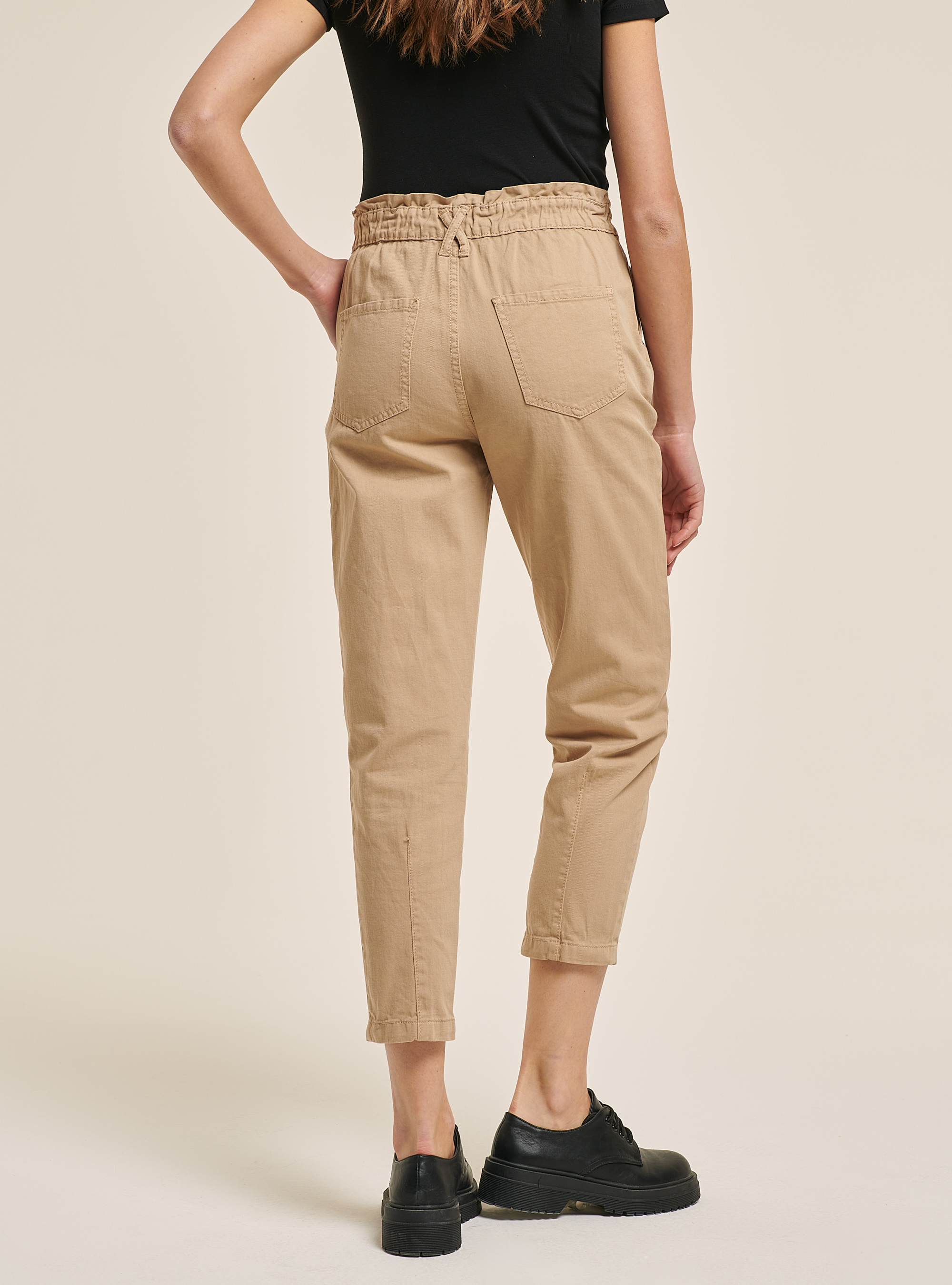 Pantalones anchos de algod&oacute;n, BEIS