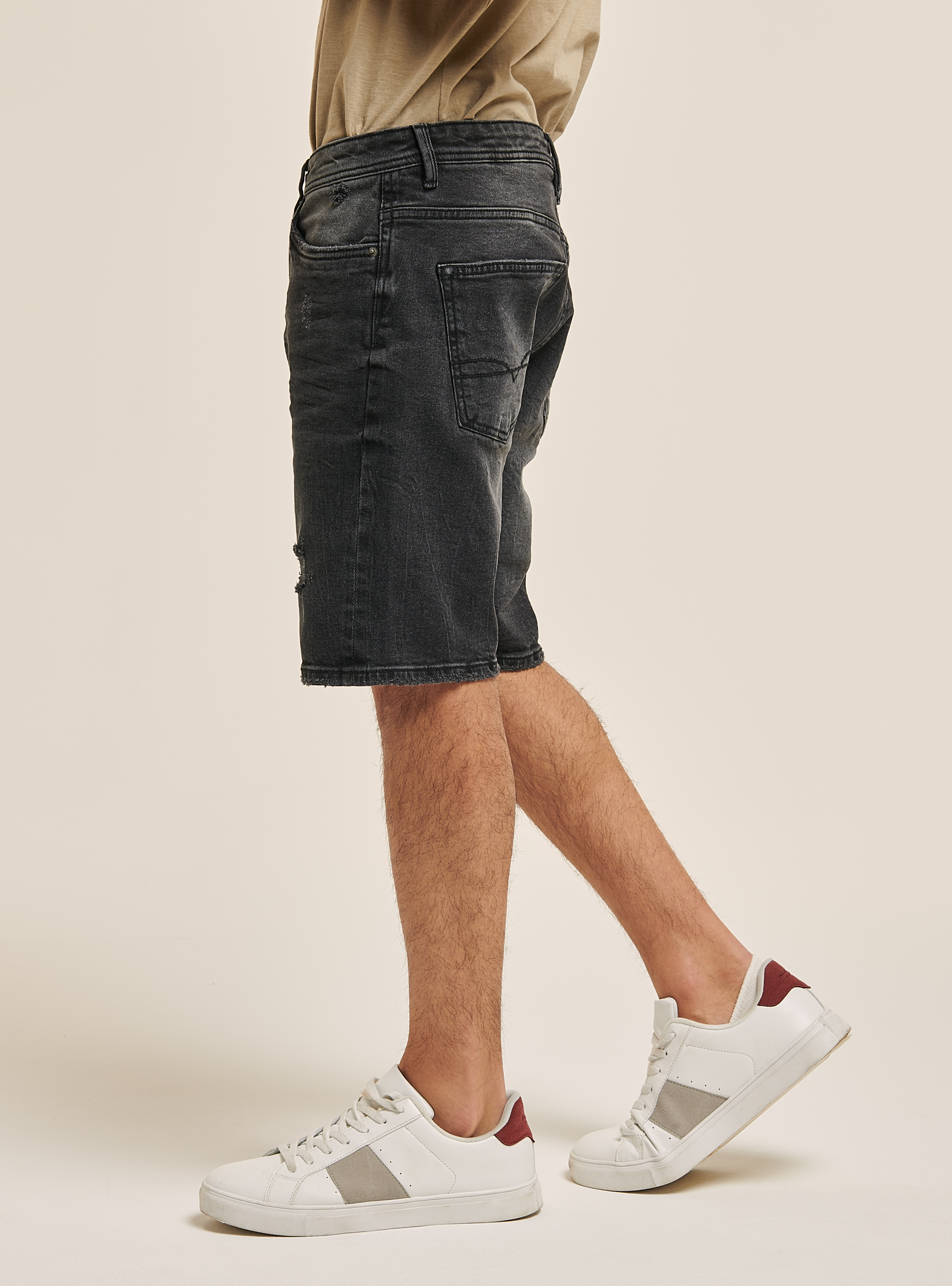 Bermuda denim slim comfort con rotture bci program, BLACK