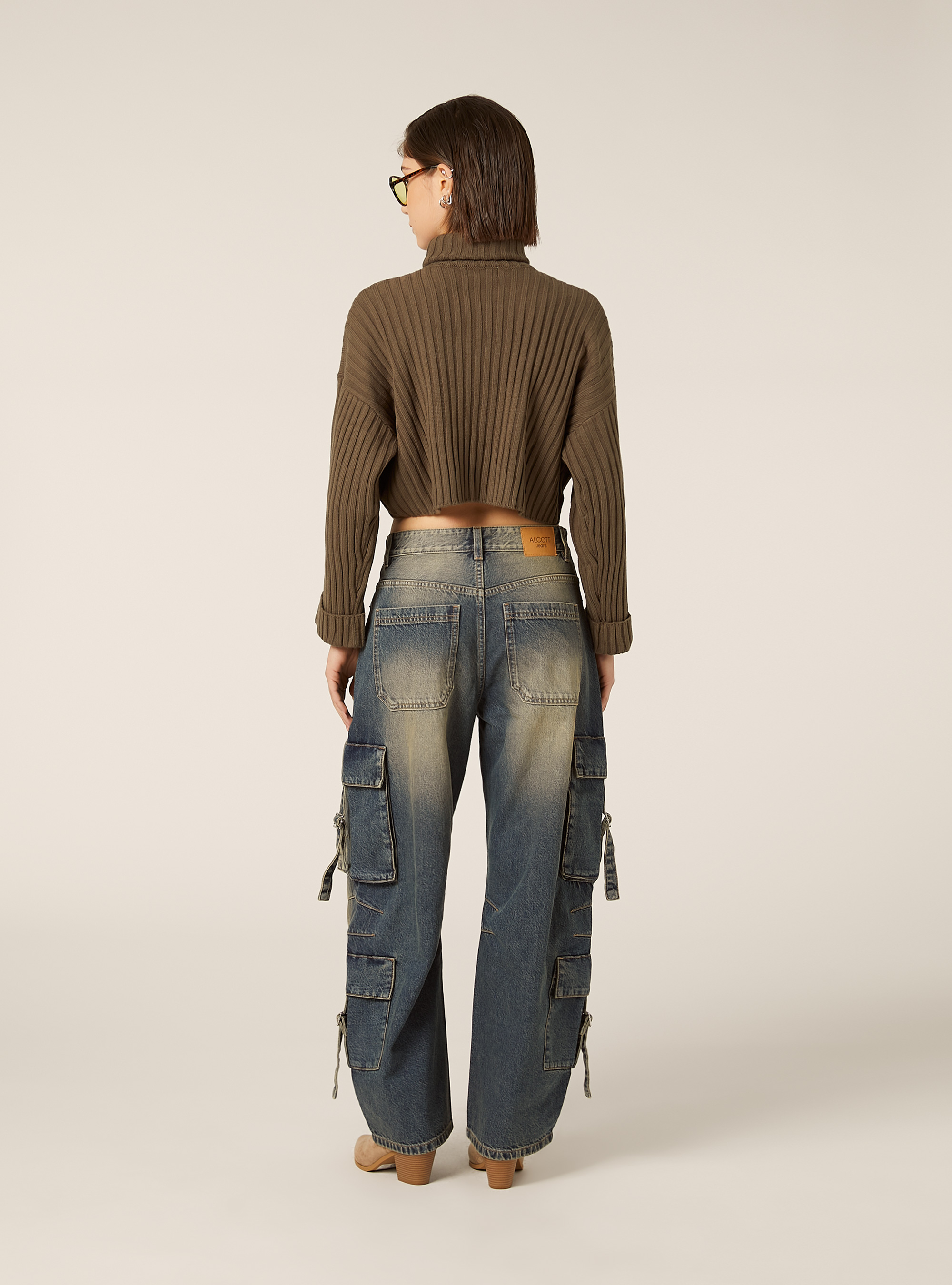 Cropped high-neck pullover, KY2 KAKY MEDIUM