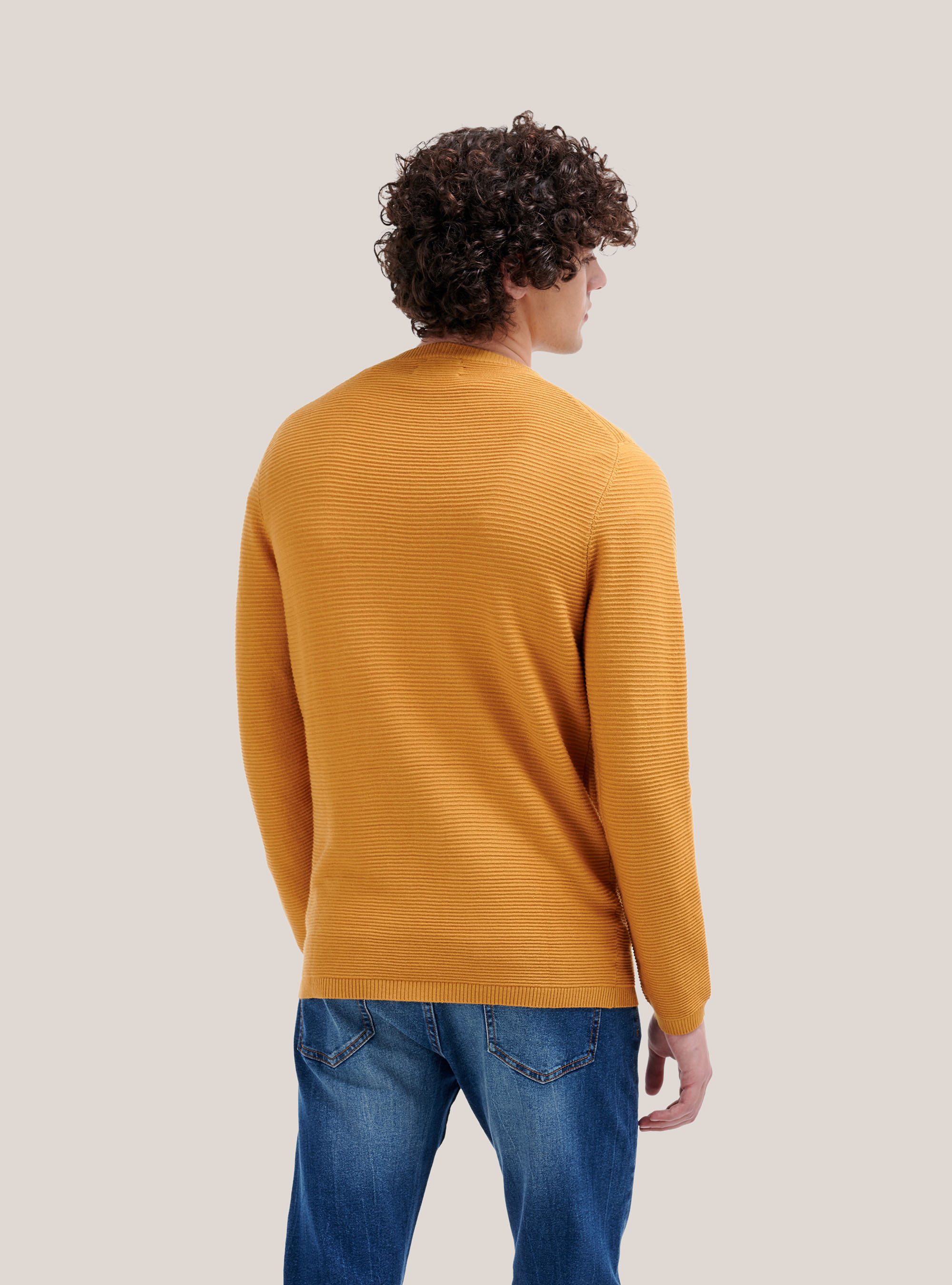 Pullover girocollo in maglia strutturata, C7708 LIGHT SENAPE