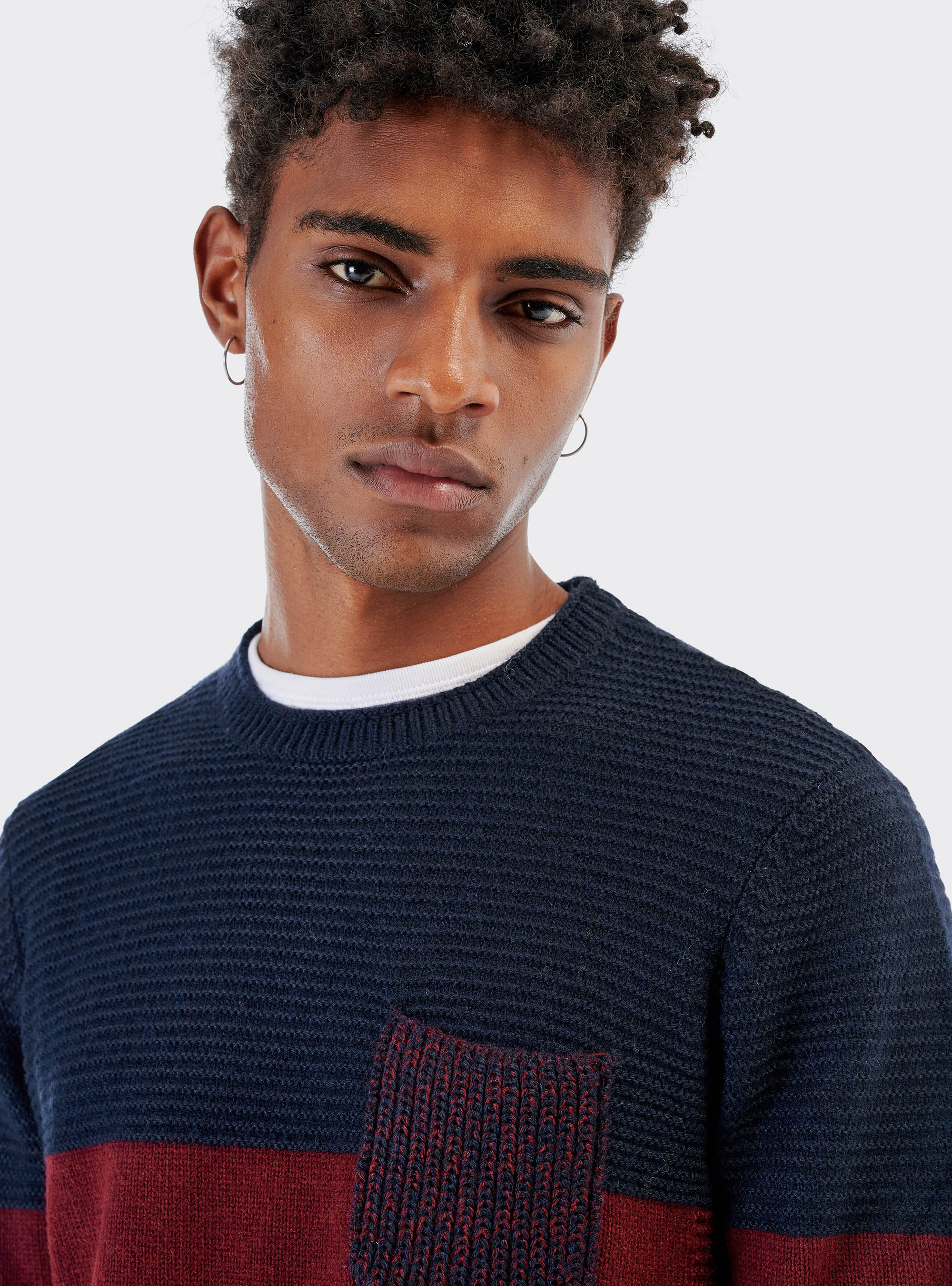 Jersey color block en mezcla de lana con bolsillo, AZUL MARINO