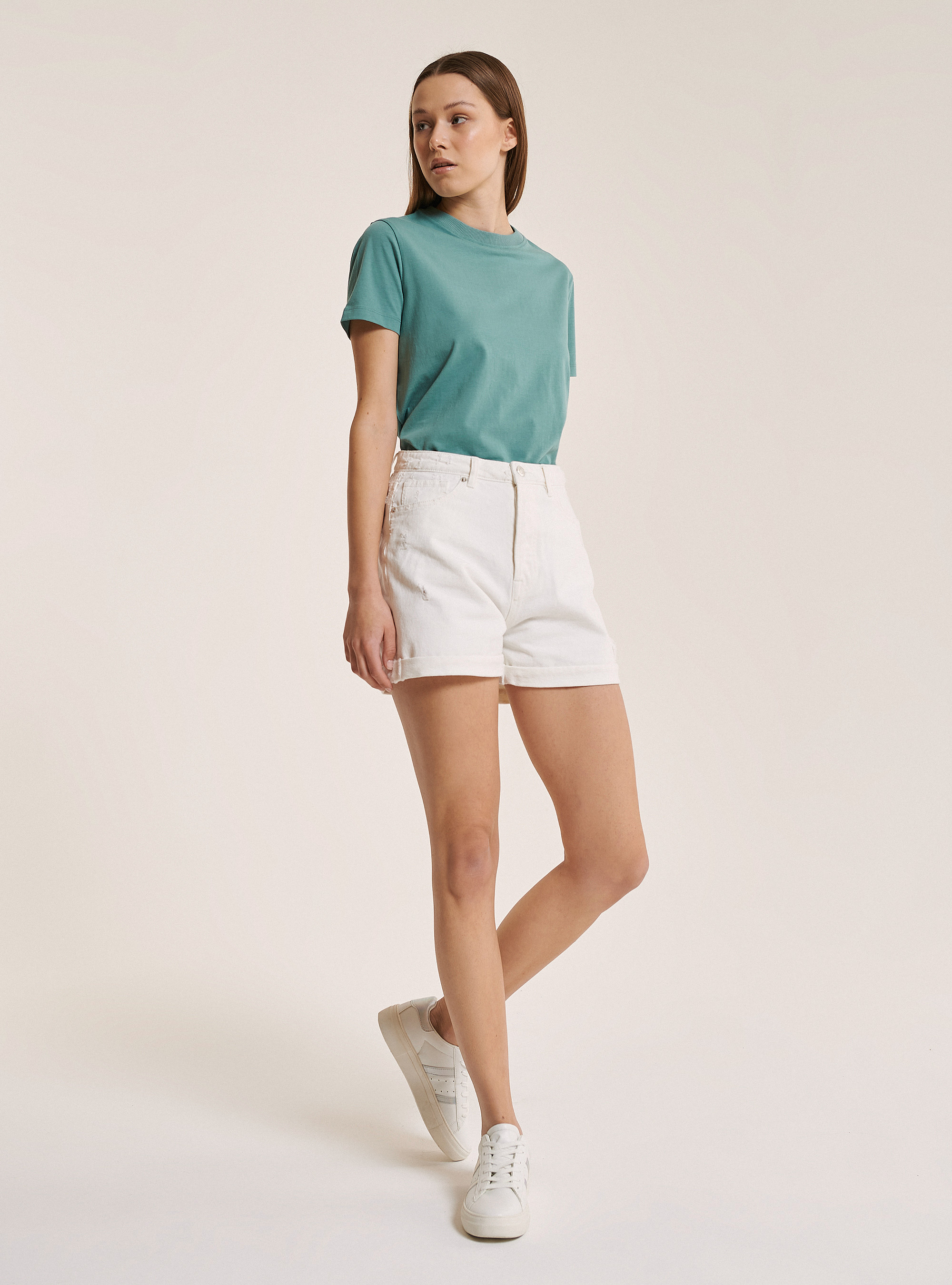 Denim mom fit shorts, WHITE