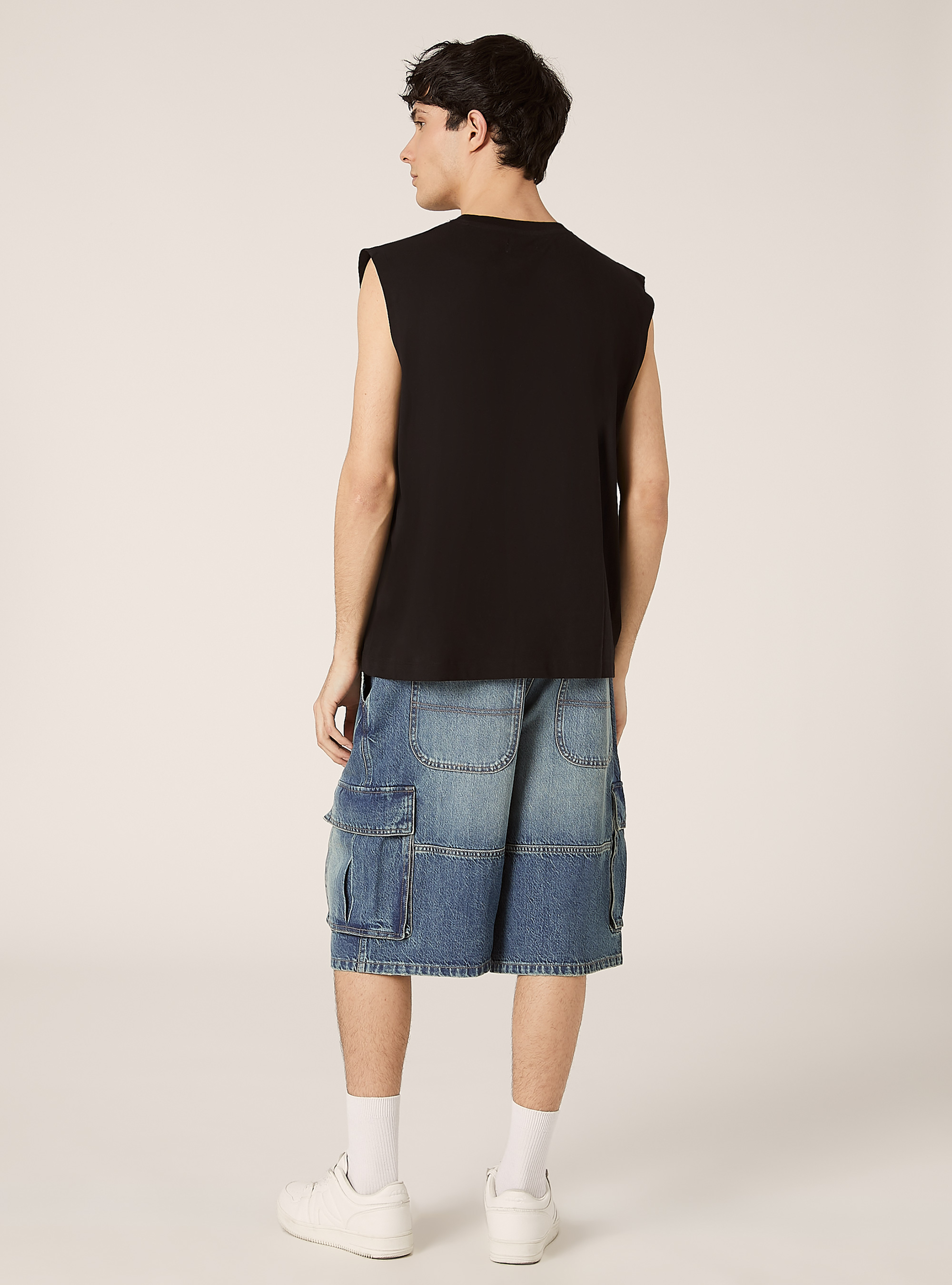 D&eacute;bardeur basique de forme carr&eacute;e, BK1 BLACK