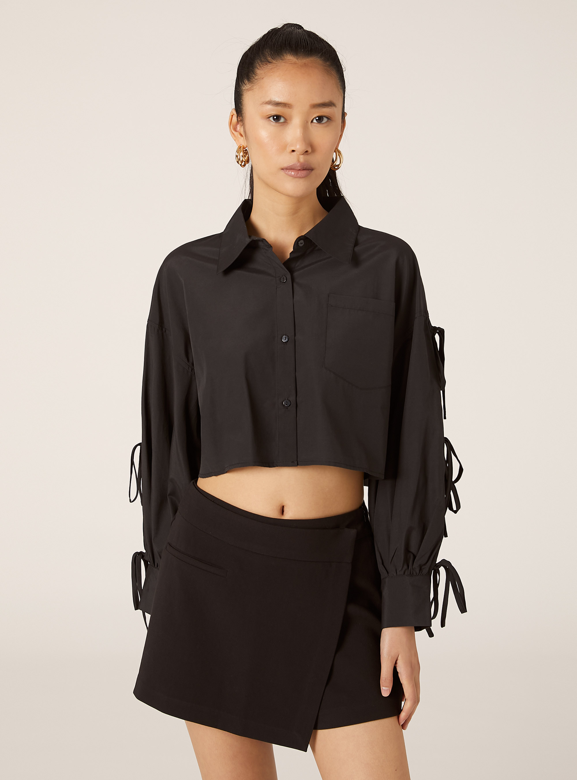 Cropped shirt with bows, BK1 BLACK