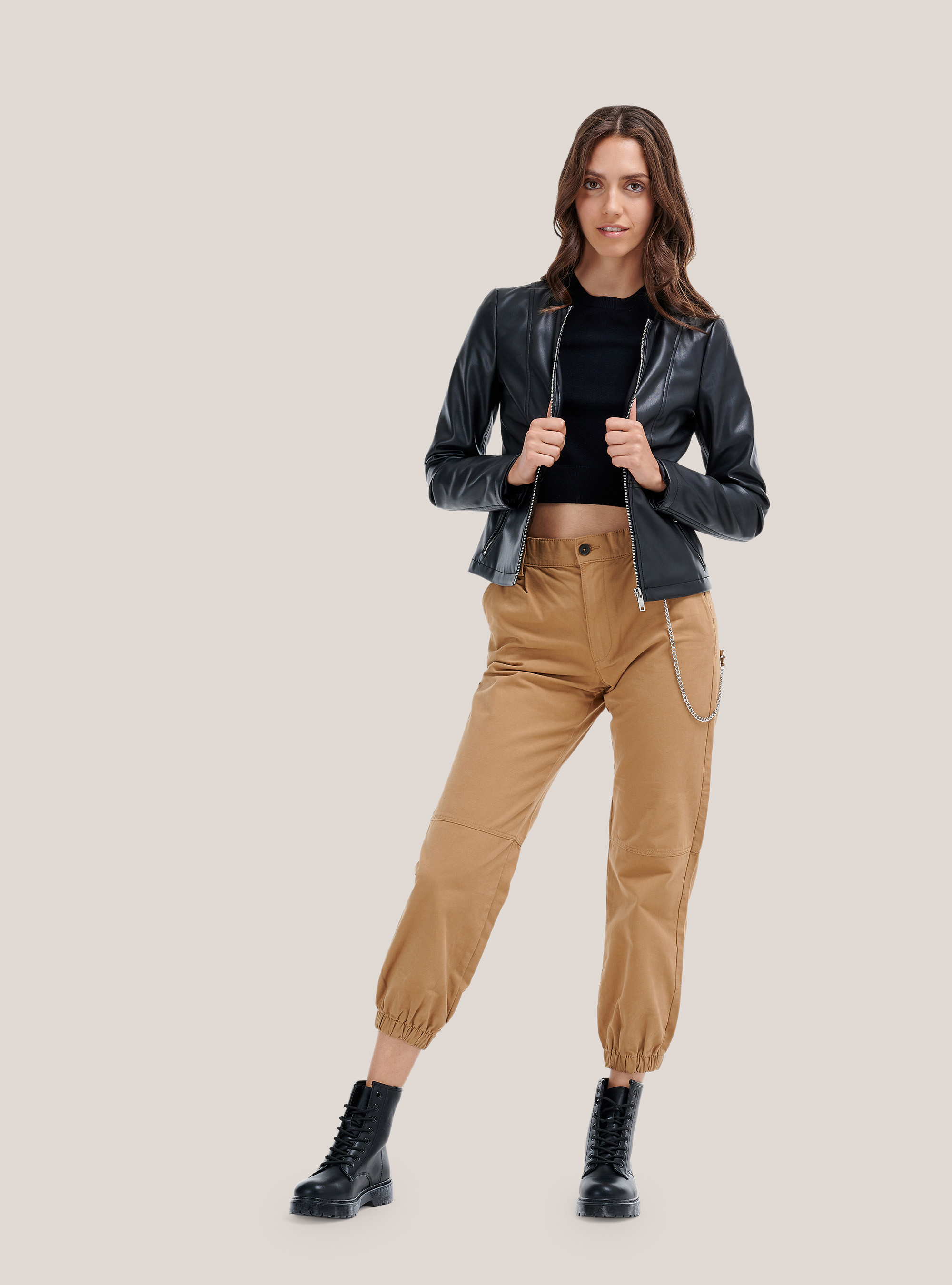 Pull court ras du cou, C101 BLACK