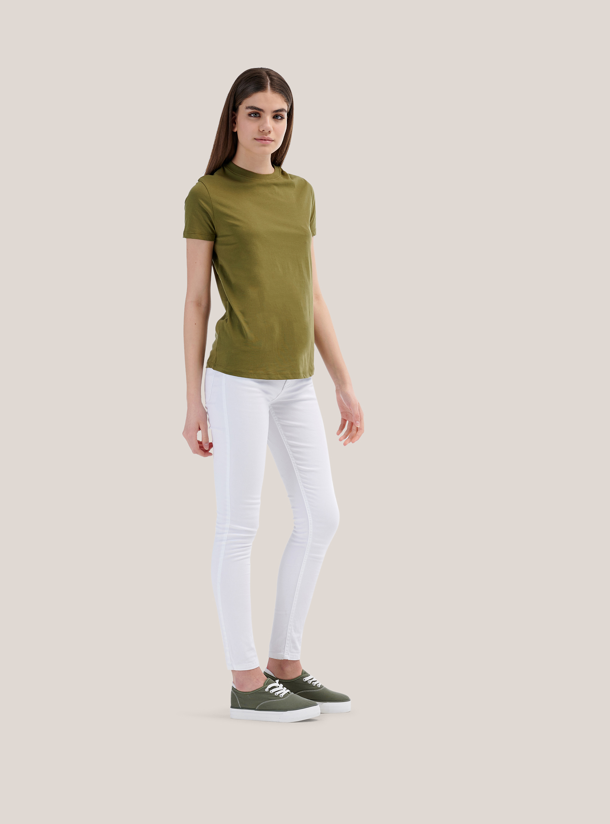 Maglietta tinta unita essential in cotone combed, C0616 KAKY