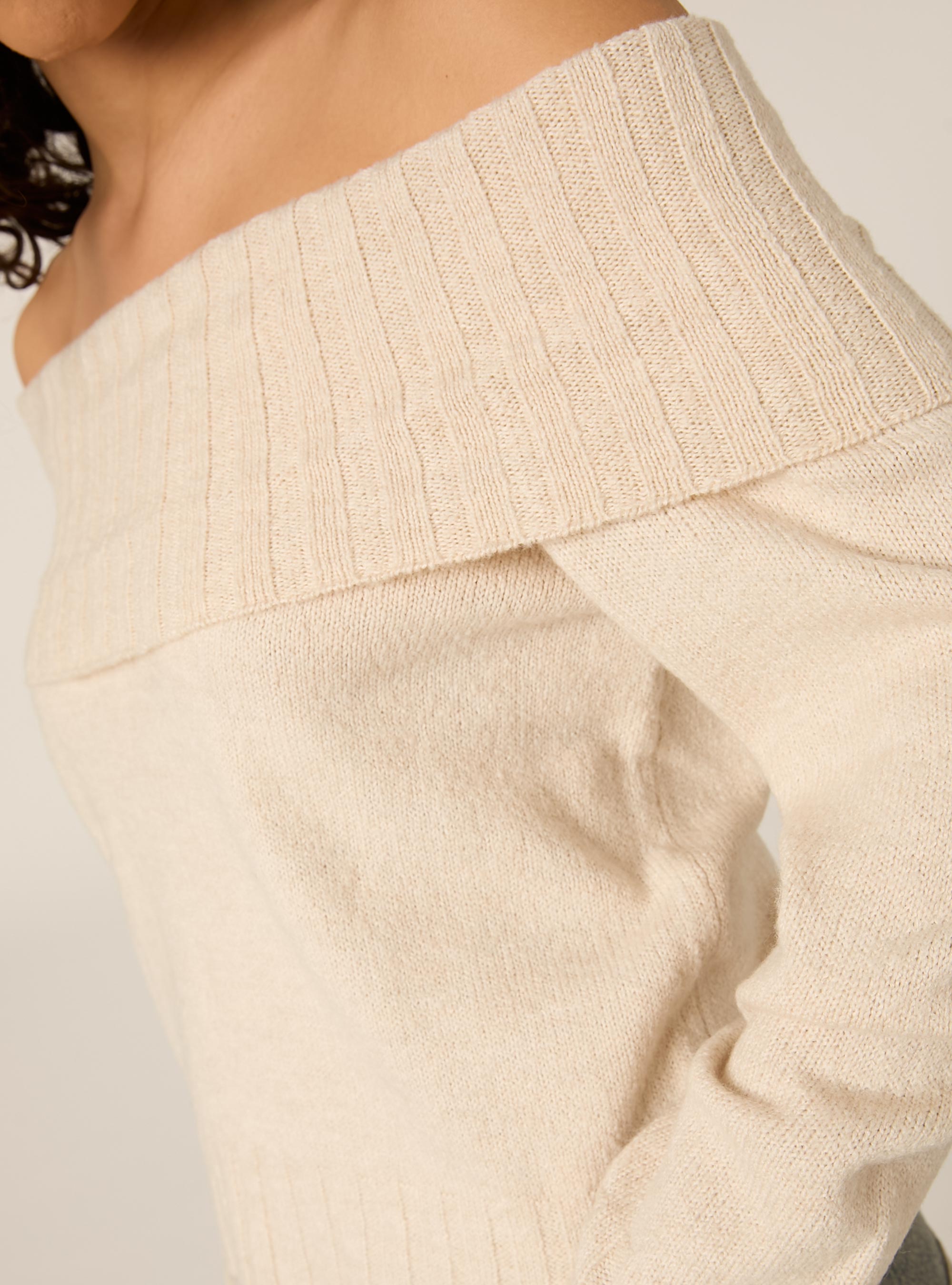 Maglia con spalle scoperte bardot, CR2 CREAM MEDIUM