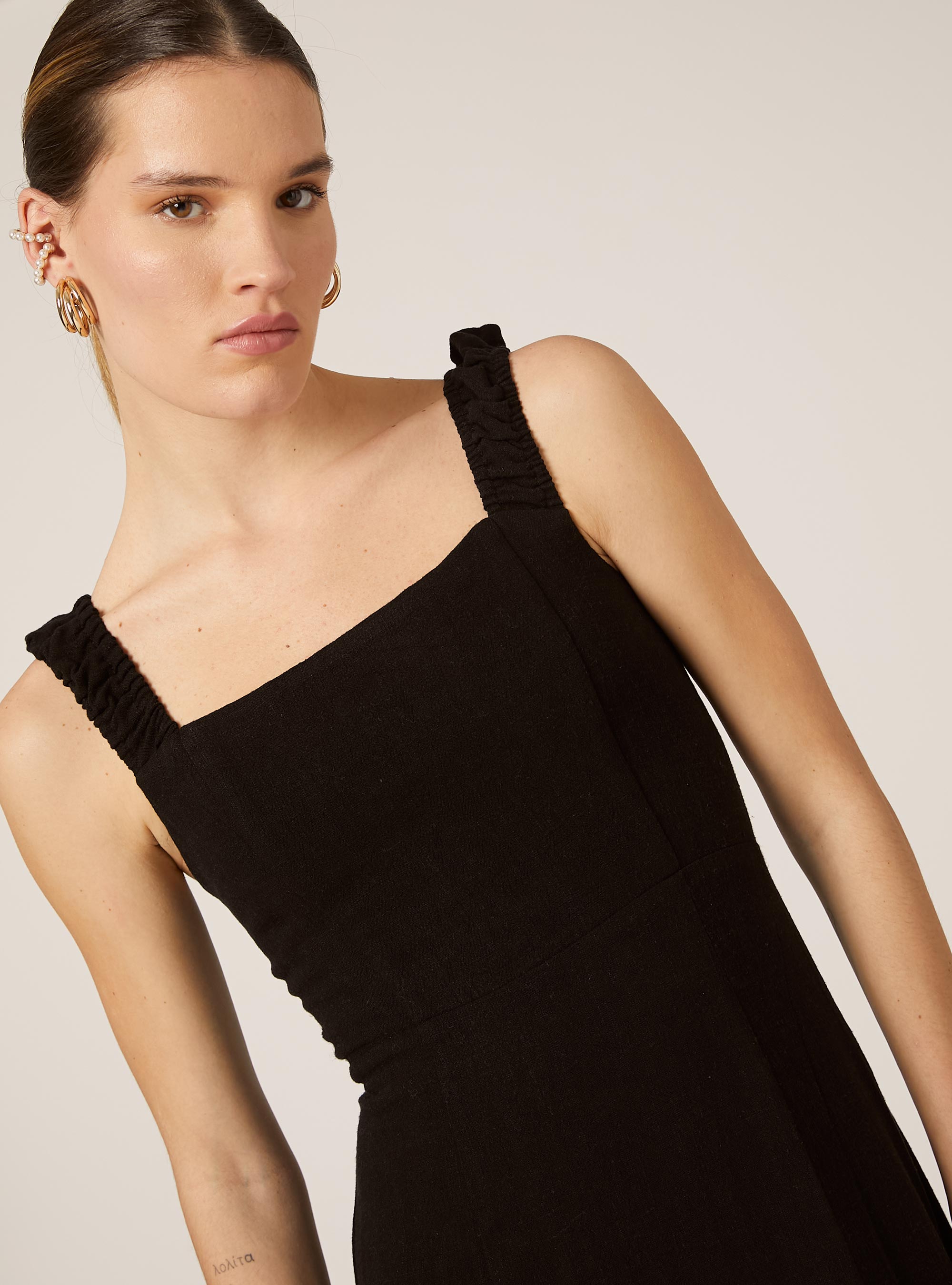 Linen-blend dress with open back, BK1 BLACK