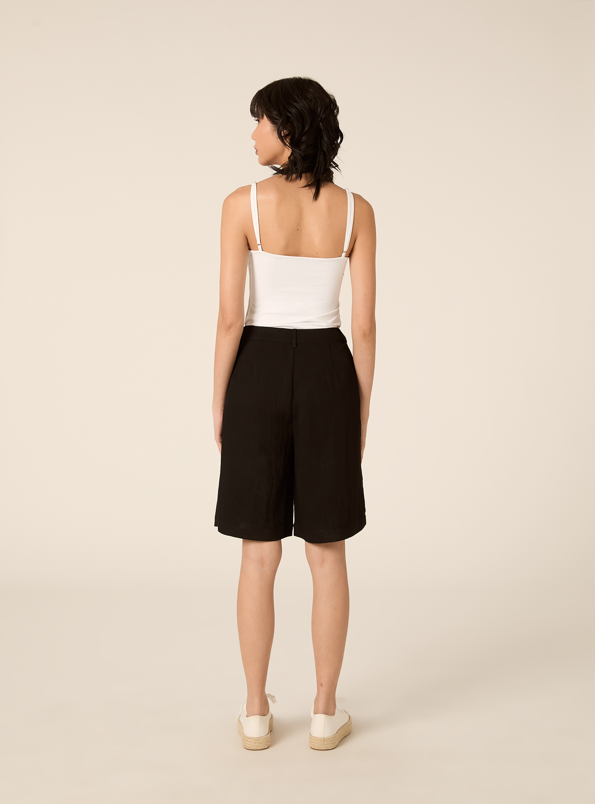 Bermuda tailoring con pence testurizzati, BK1 BLACK