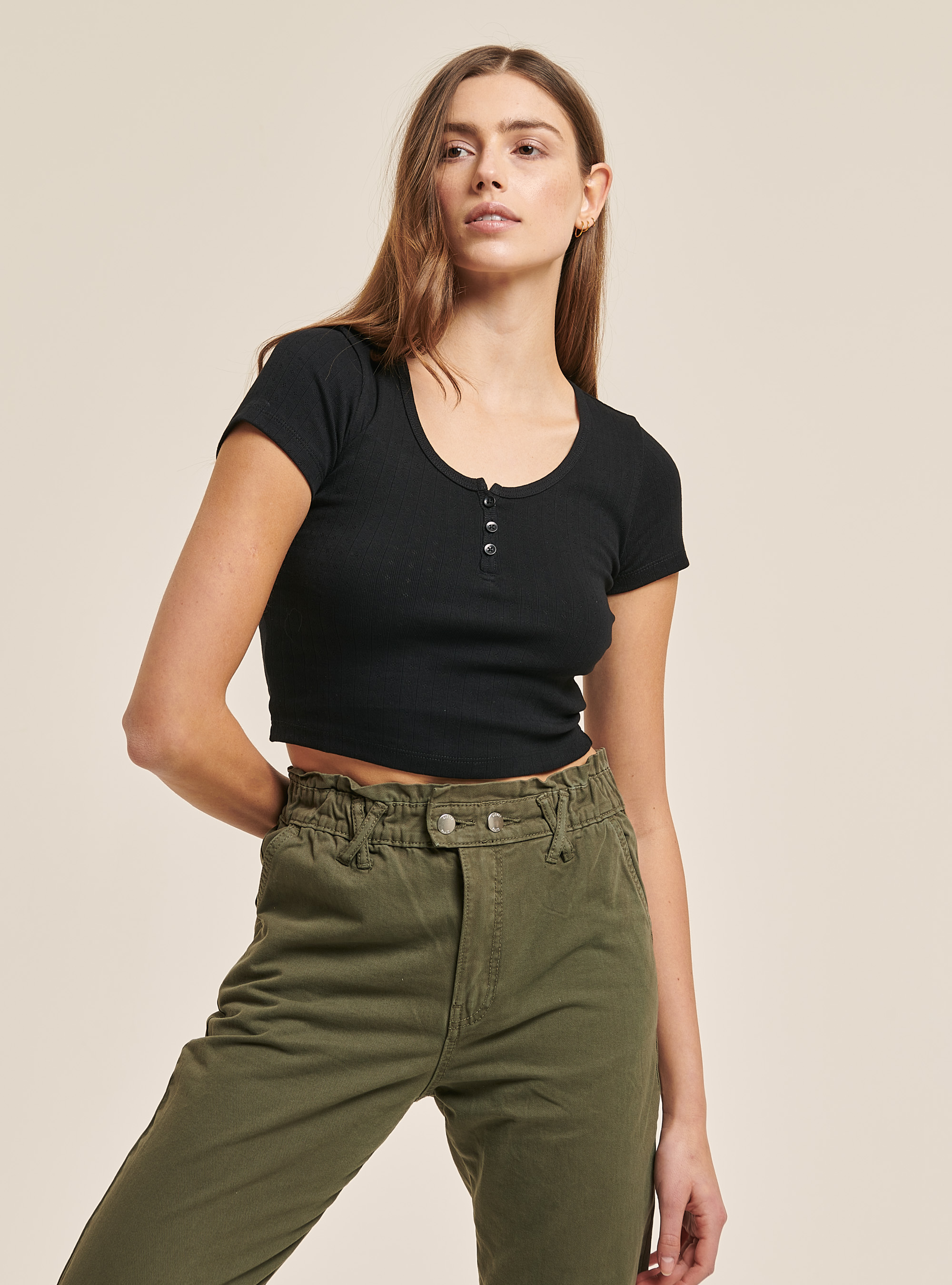 Cropped cotton top with buttons, BLACK