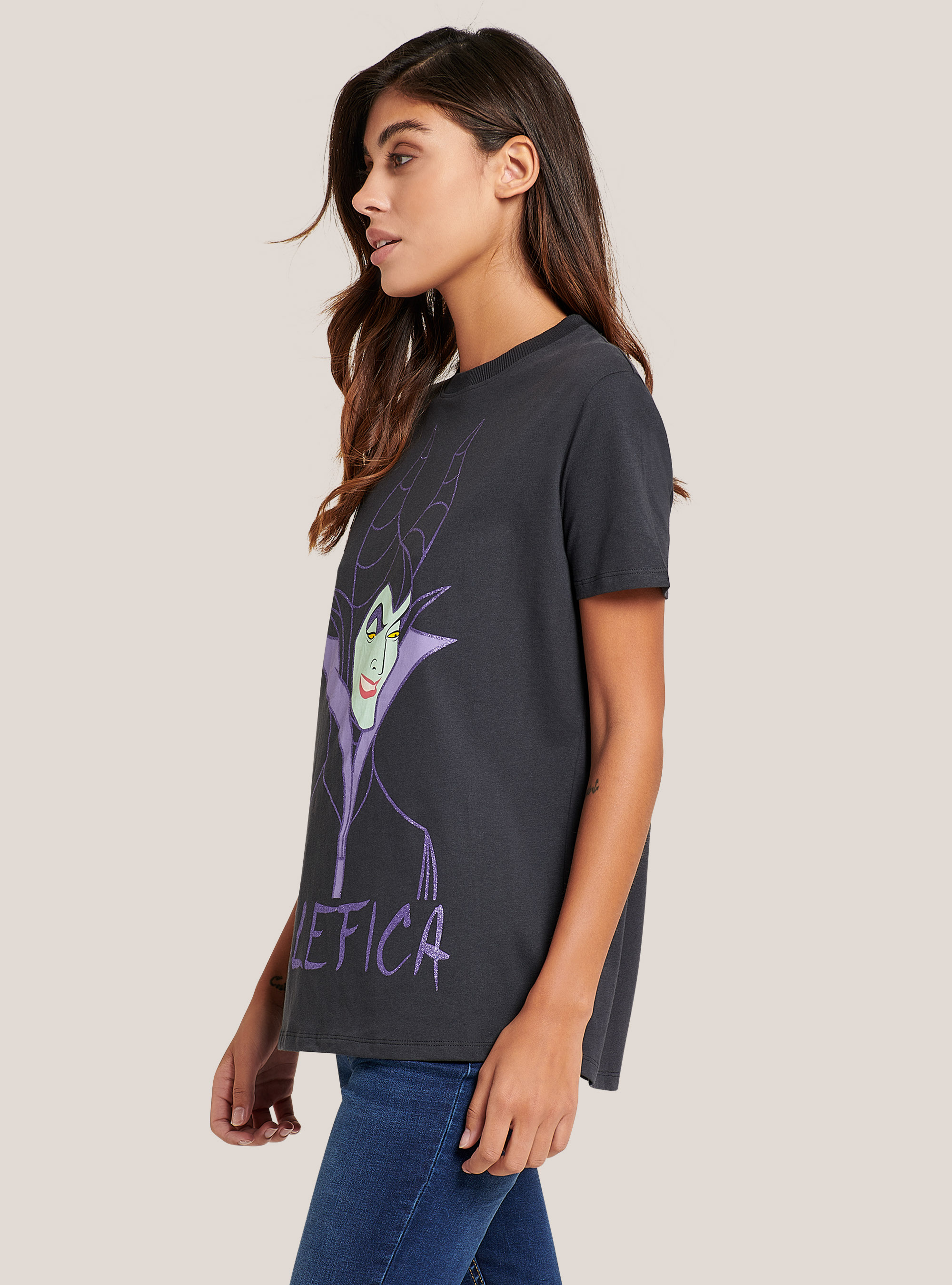 Maglietta maleficent hotsell