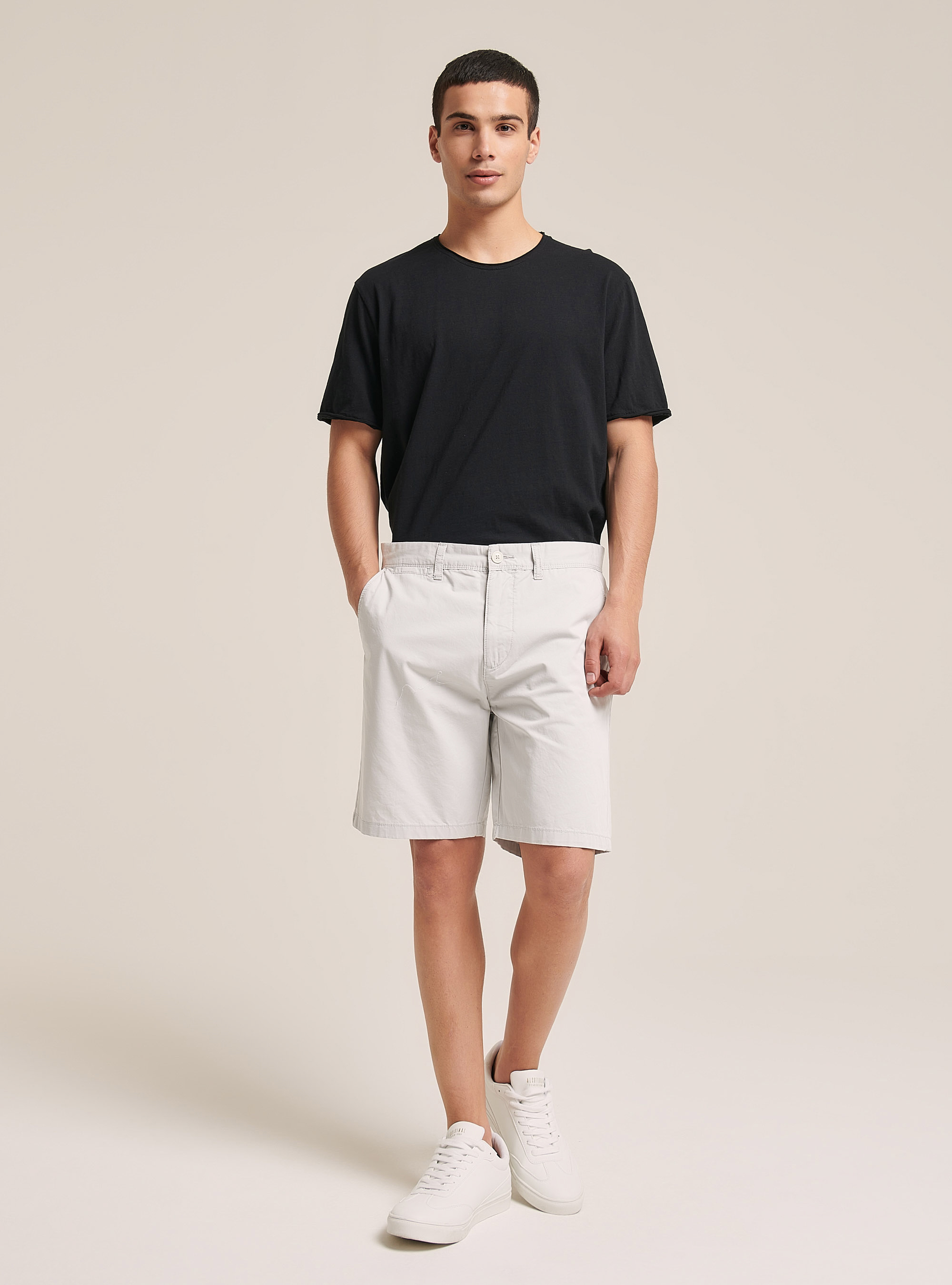 Bermudas de sarga de ajuste liso, WH2 WHITE