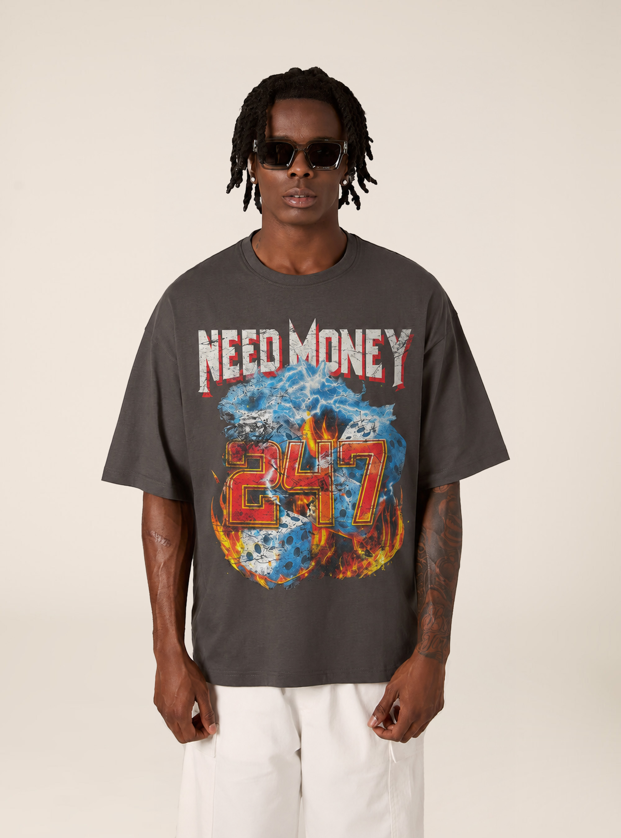T-shirt  stampa need money 247, GY1 GREY DARK