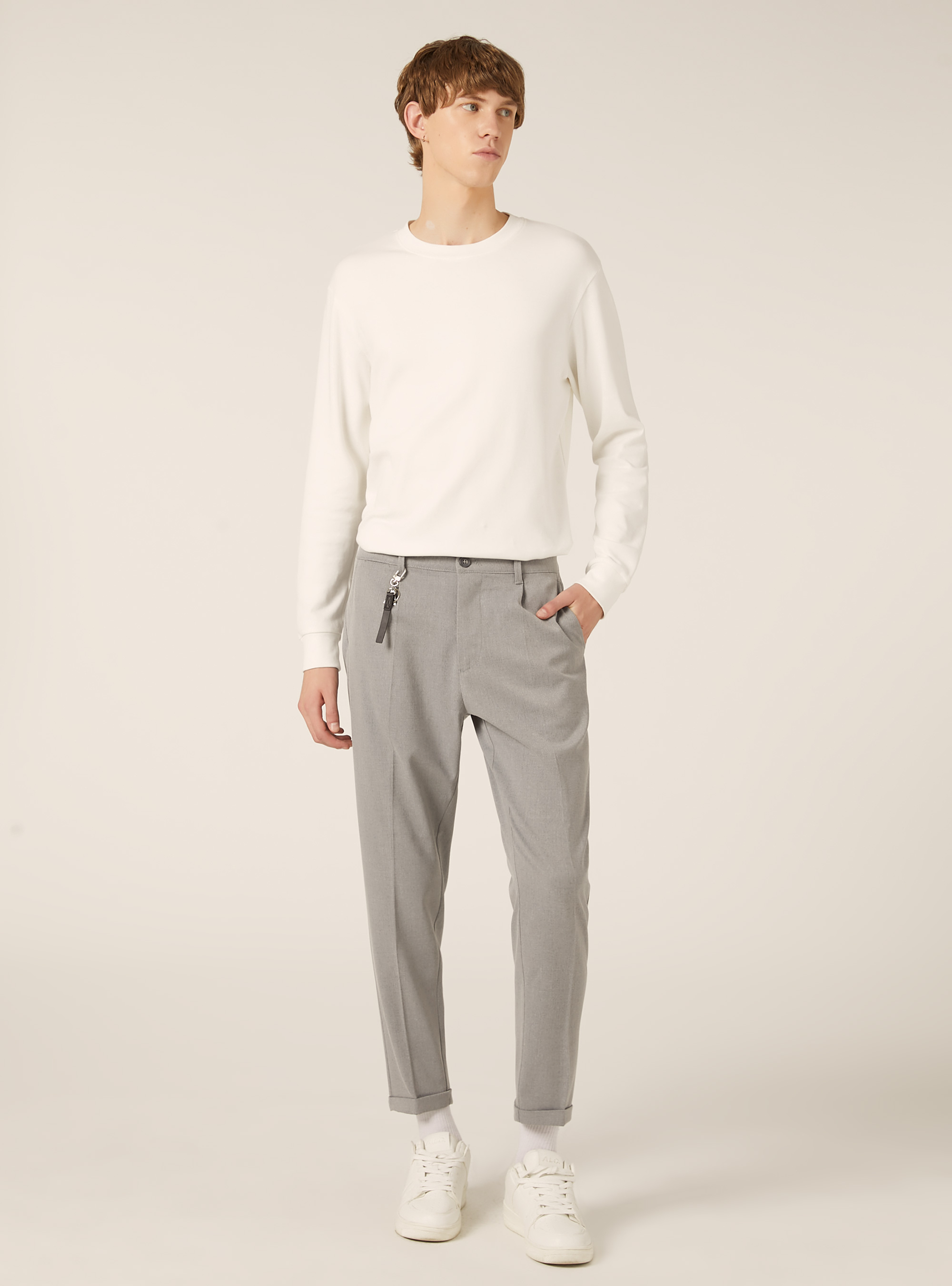 Pantalón clásico de corte ajustado, MGY3 GREY MEL LIGHT